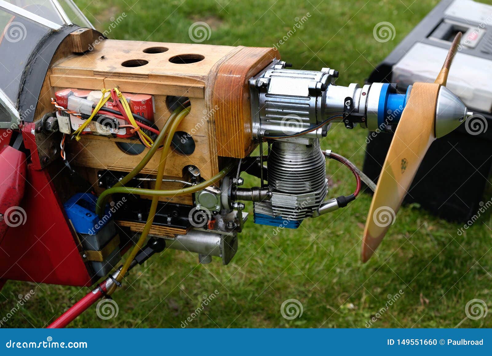 model aircraft petrol engines