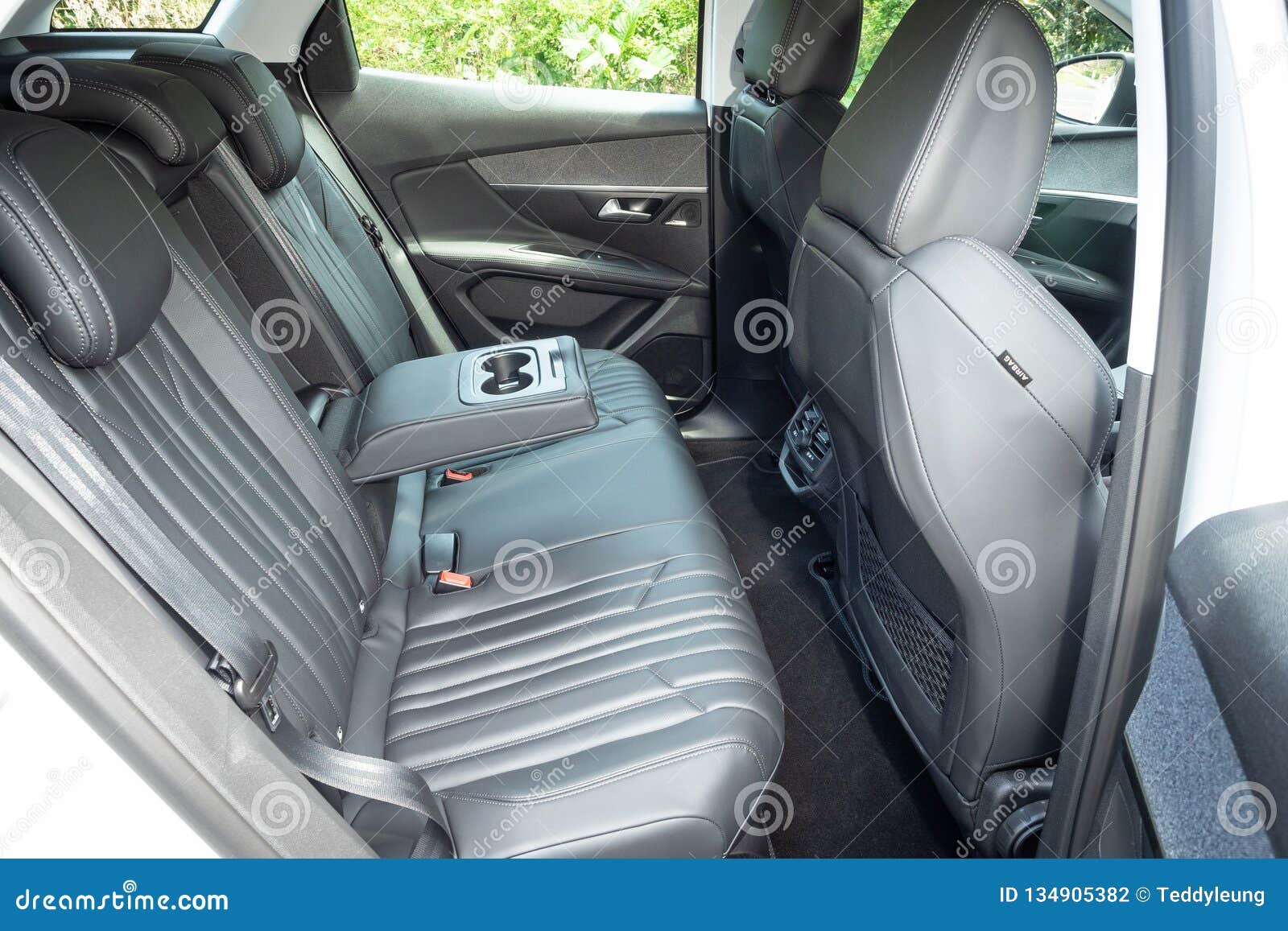 3008 Peugeot Interior
