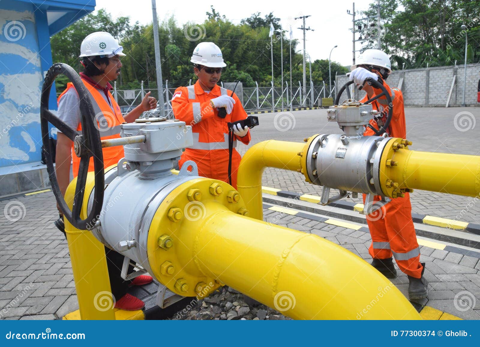 Pgn Expands Natural Gas Pipeline Infrastructure In Semarang Editorial Stock Image Image Of Completed Infrastructure 77300374