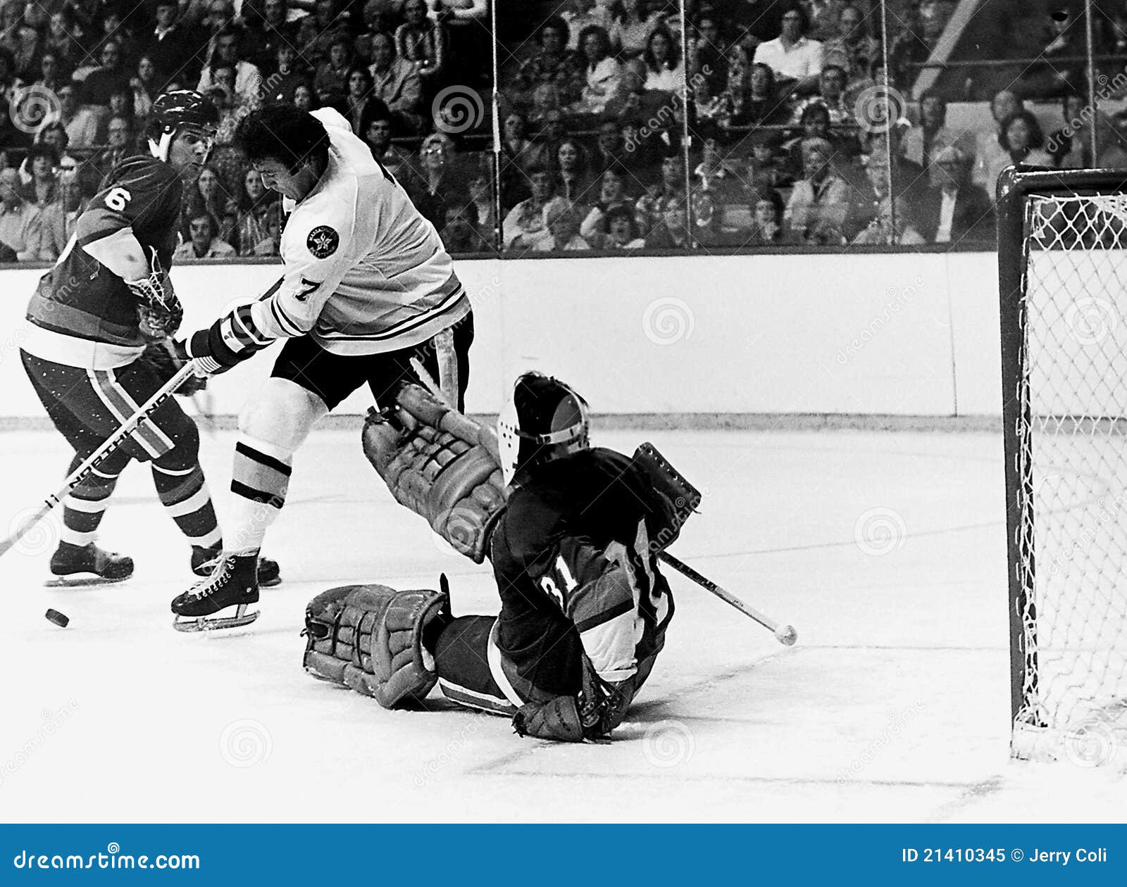Phil Esposito V. Billy Smith Editorial Image - Image of superstars