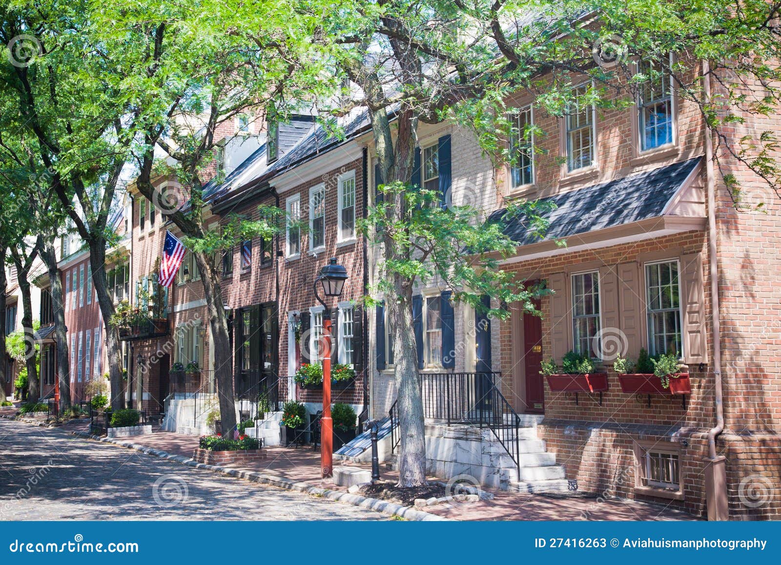 Philadelphia Townhomes stock image. Image of american 27416263