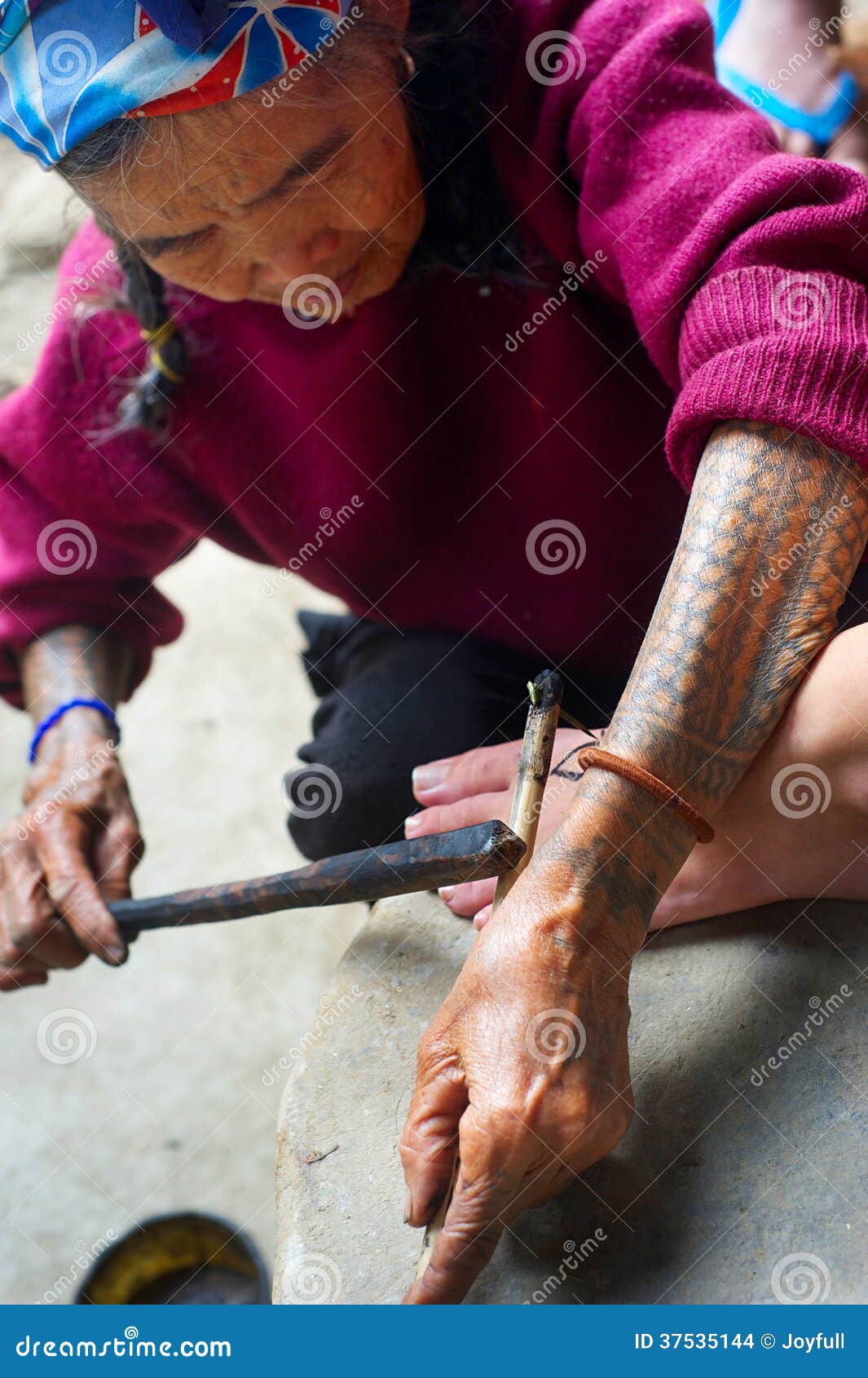 Philippines tattoo editorial stock image. Image of indigenous 37535144