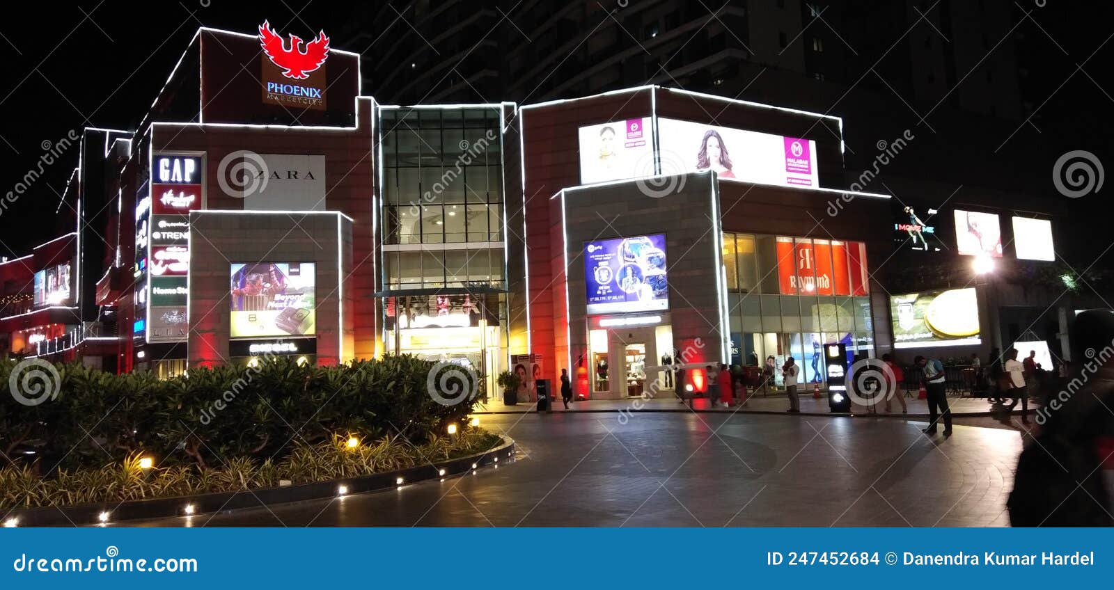 VR Mall In Chennai Editorial Photo CartoonDealer 192479553 vr-mall-in-chennai-editorial-photo-cartoondealer-192479553