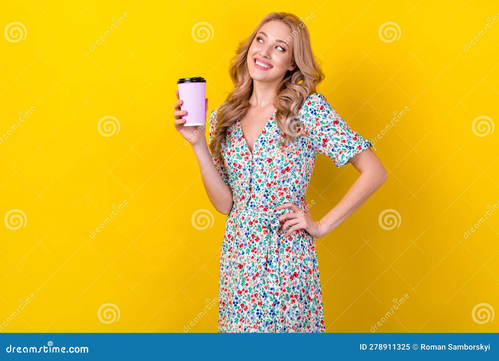 5. Wavy Blonde Hair Girl Stock Photos, Pictures & Royalty-Free Images - iStock - wide 1