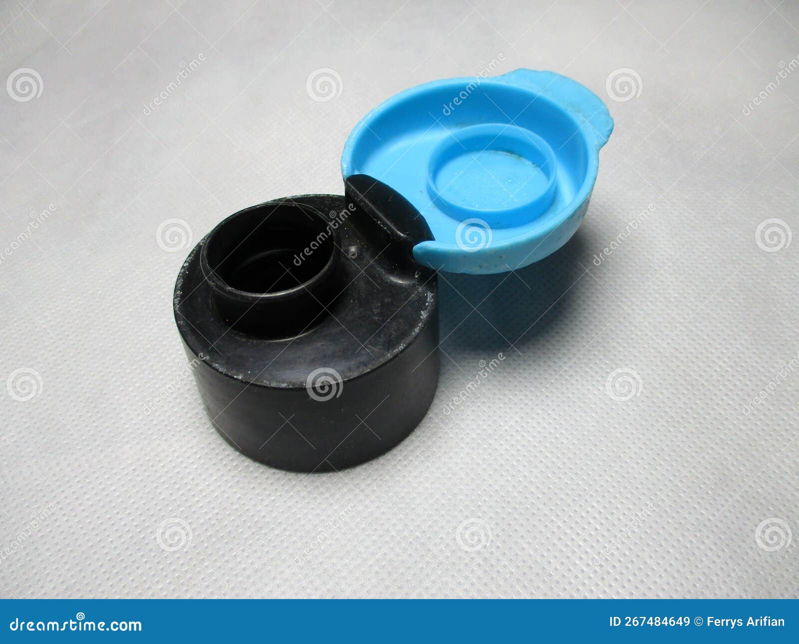 Bottle cap stock image. Image of food, clean, black 267484649