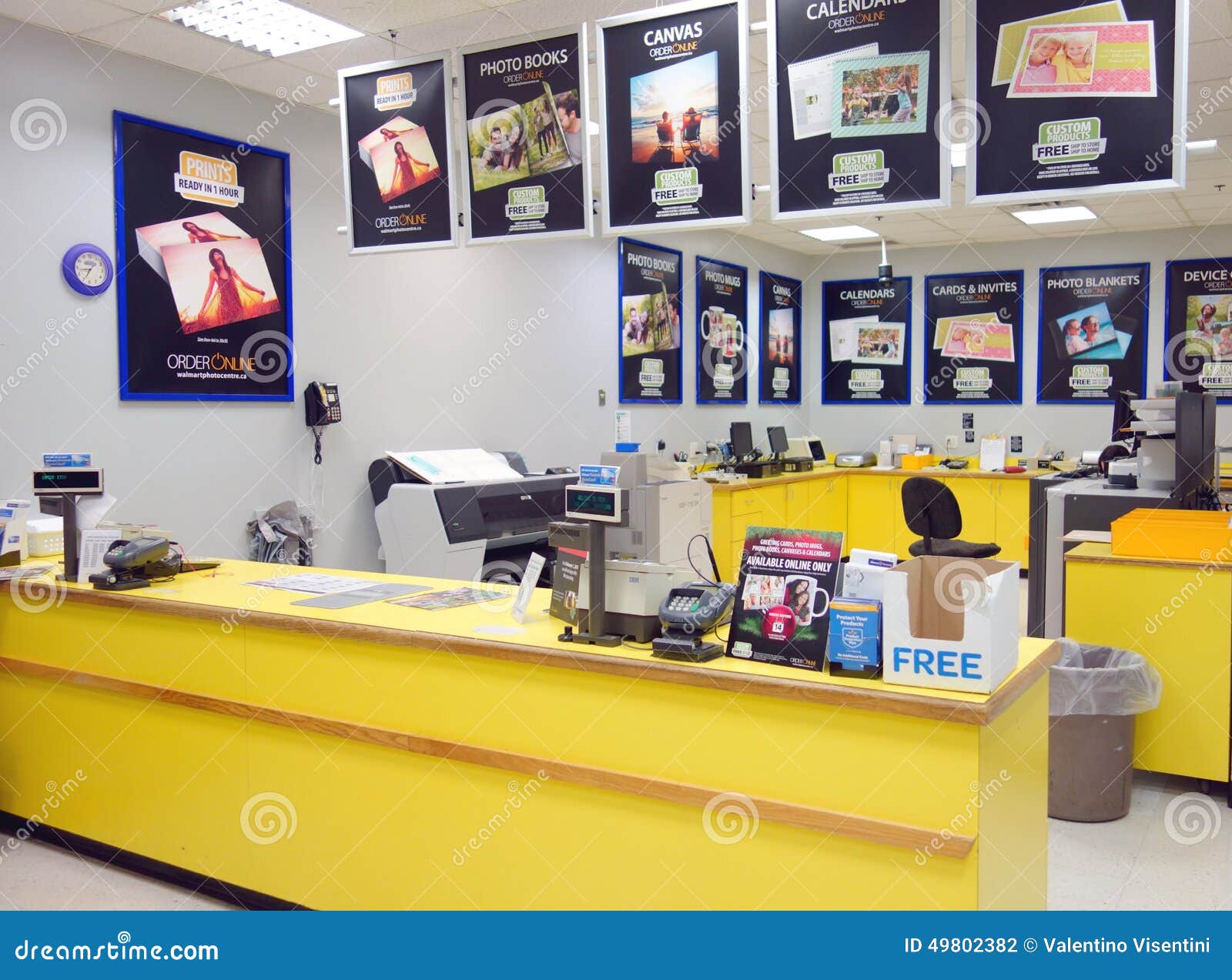 Photo Lab editorial photography. Image of print, develop 49802382