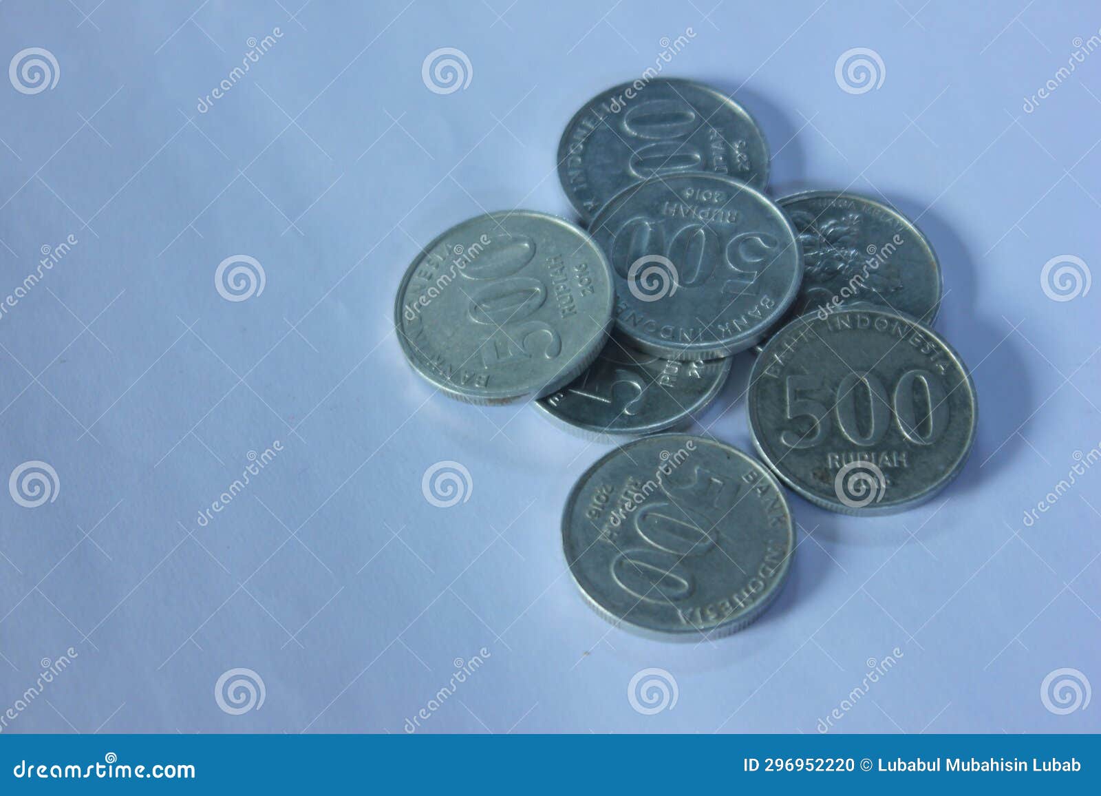 Photo Of A Number Of Rupiah Coins Or Rupiah Change Stock Photo Image photo-of-a-number-of-rupiah-coins-or-rupiah-change-stock-photo-image