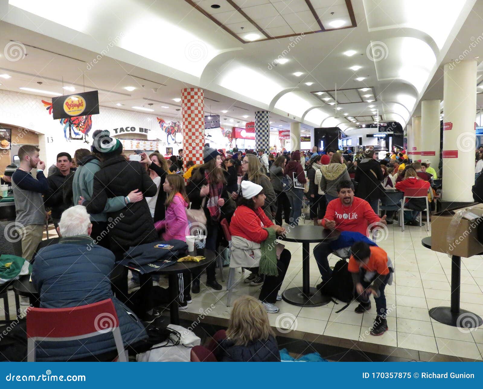 Crowded Food Court at Union Station in Washington DC Editorial Image Crowded Food Court at Union Station in Washington DC Editorial Image