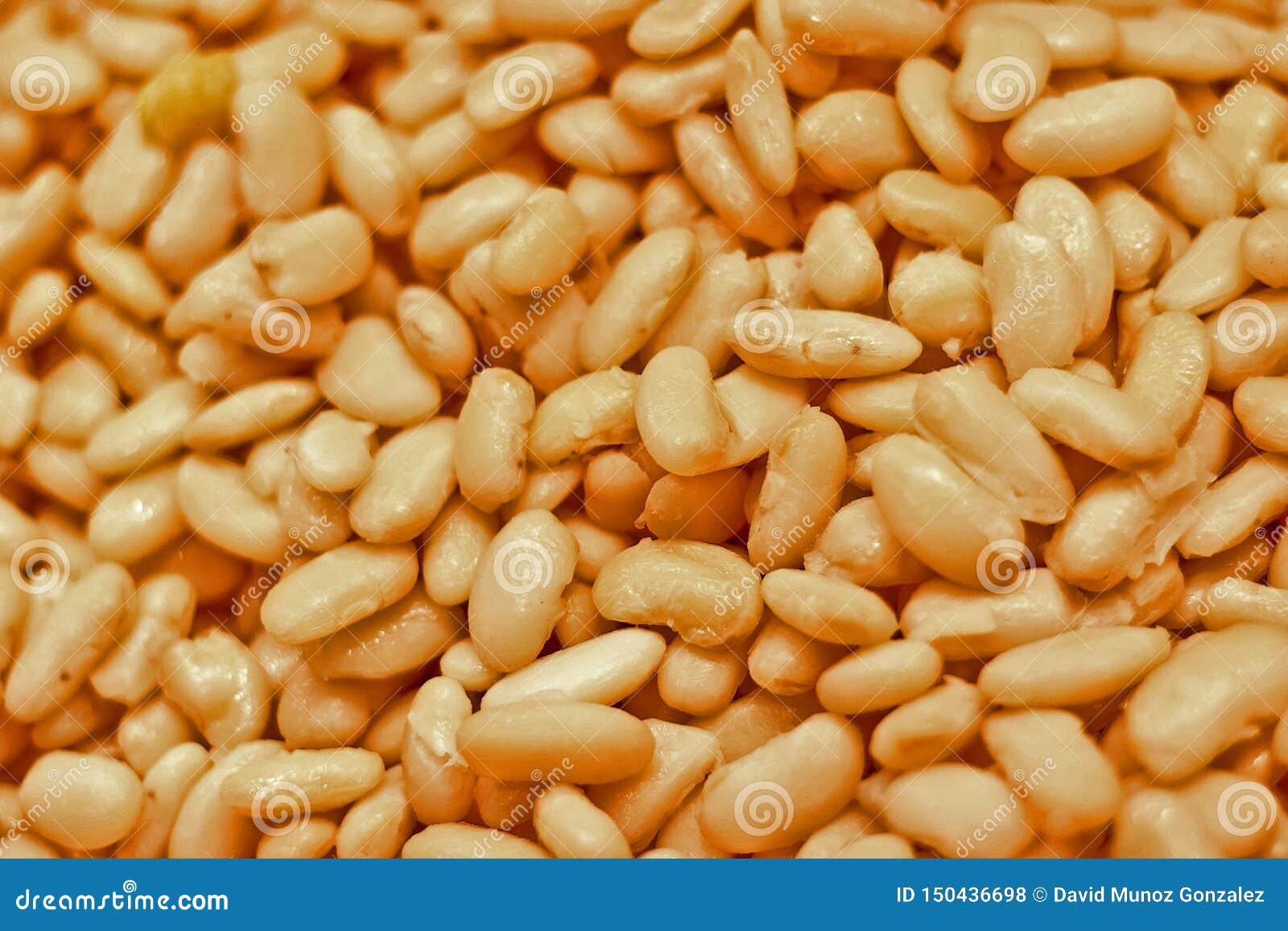 photo of some beans on the market.