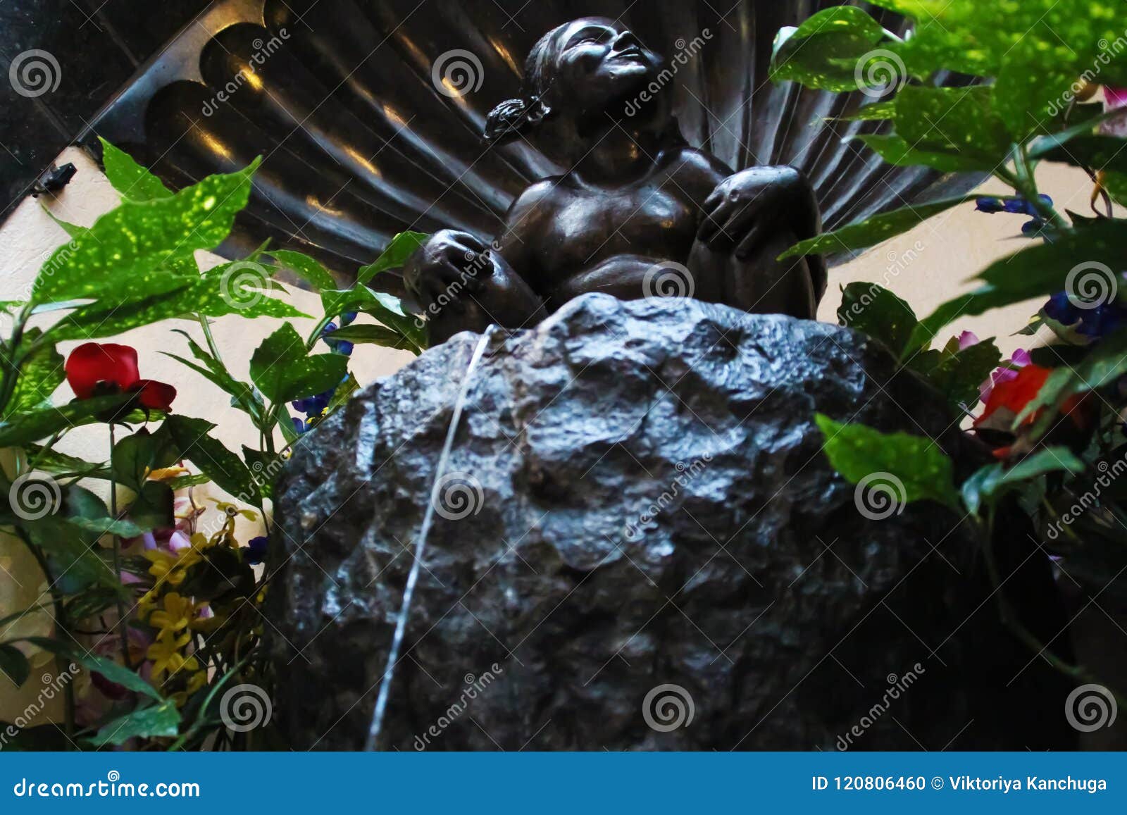 Fountain Of The Jeanneke Pis In Brussels, Belgium. This Halfmetrehigh