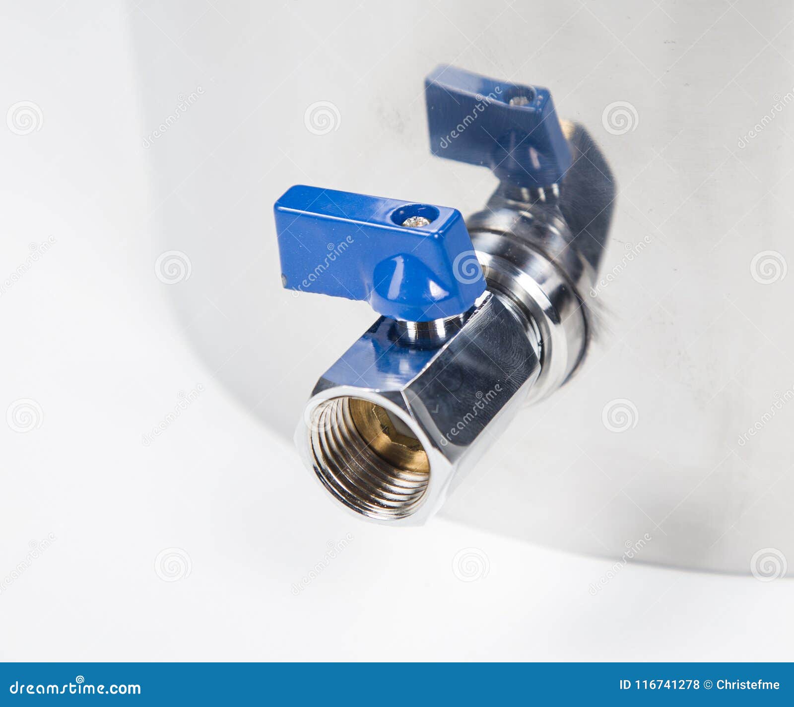 steel hooch with faucet