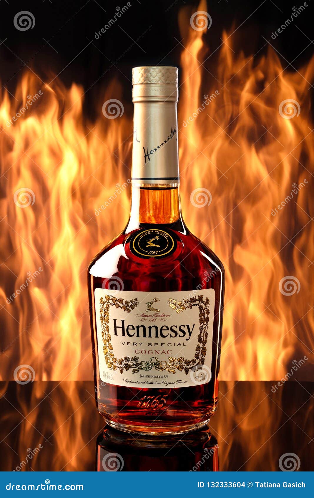 hennessy black bottle