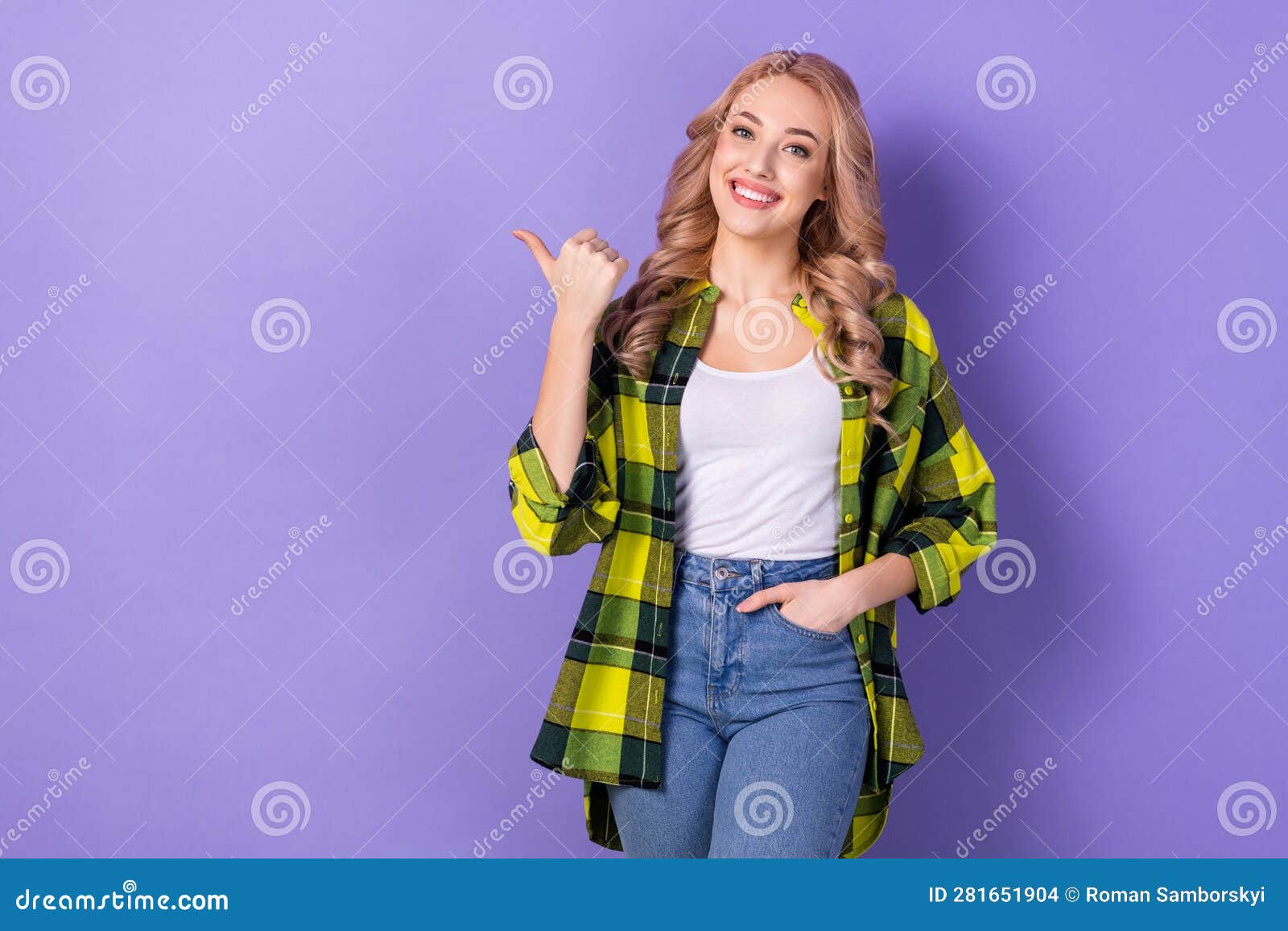 Photo Young Woman Selling Agent Advertising Clothes Wear Plaid Shirt ...