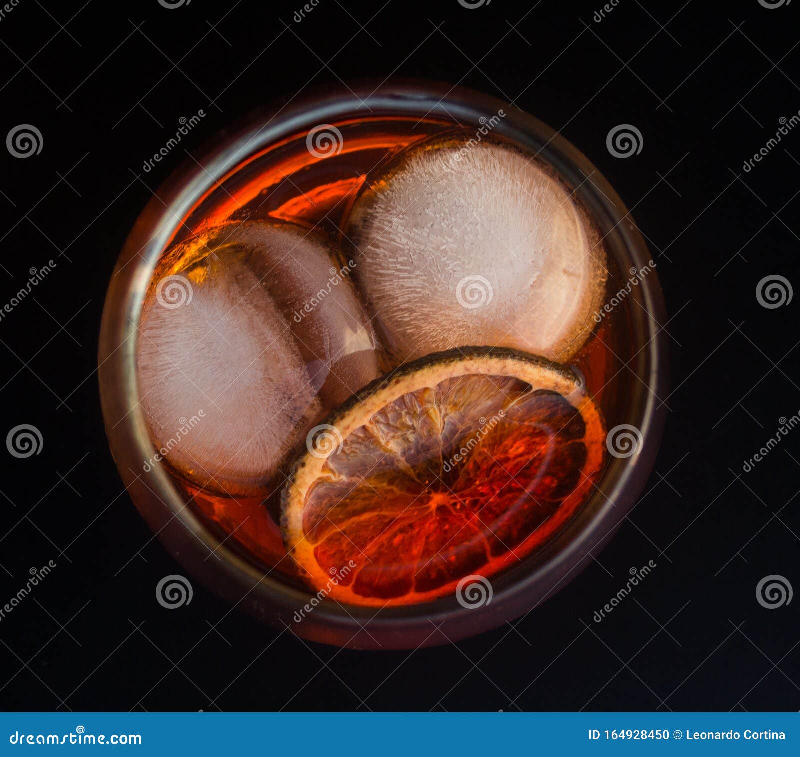 photographs of cocktails, product photo shoot, this is a cocktail called highball.