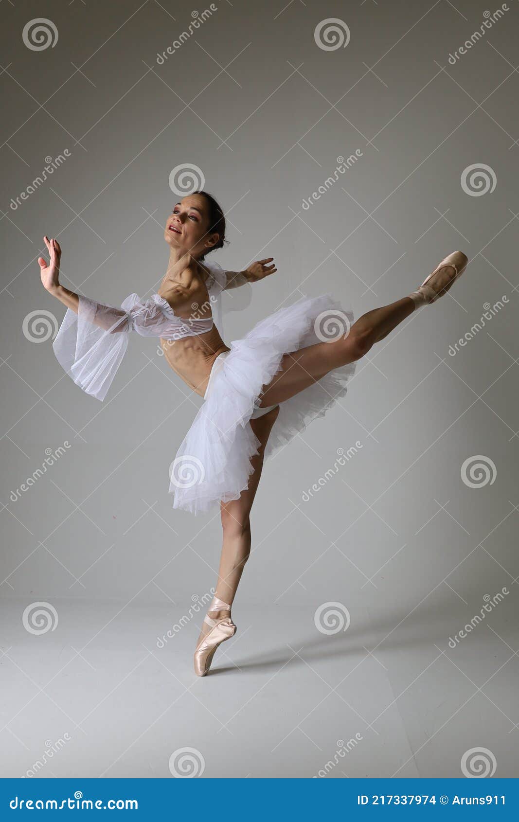 Photoshoot a Posing in a Studio Stock Photo - Image of indoors, room: 217337974