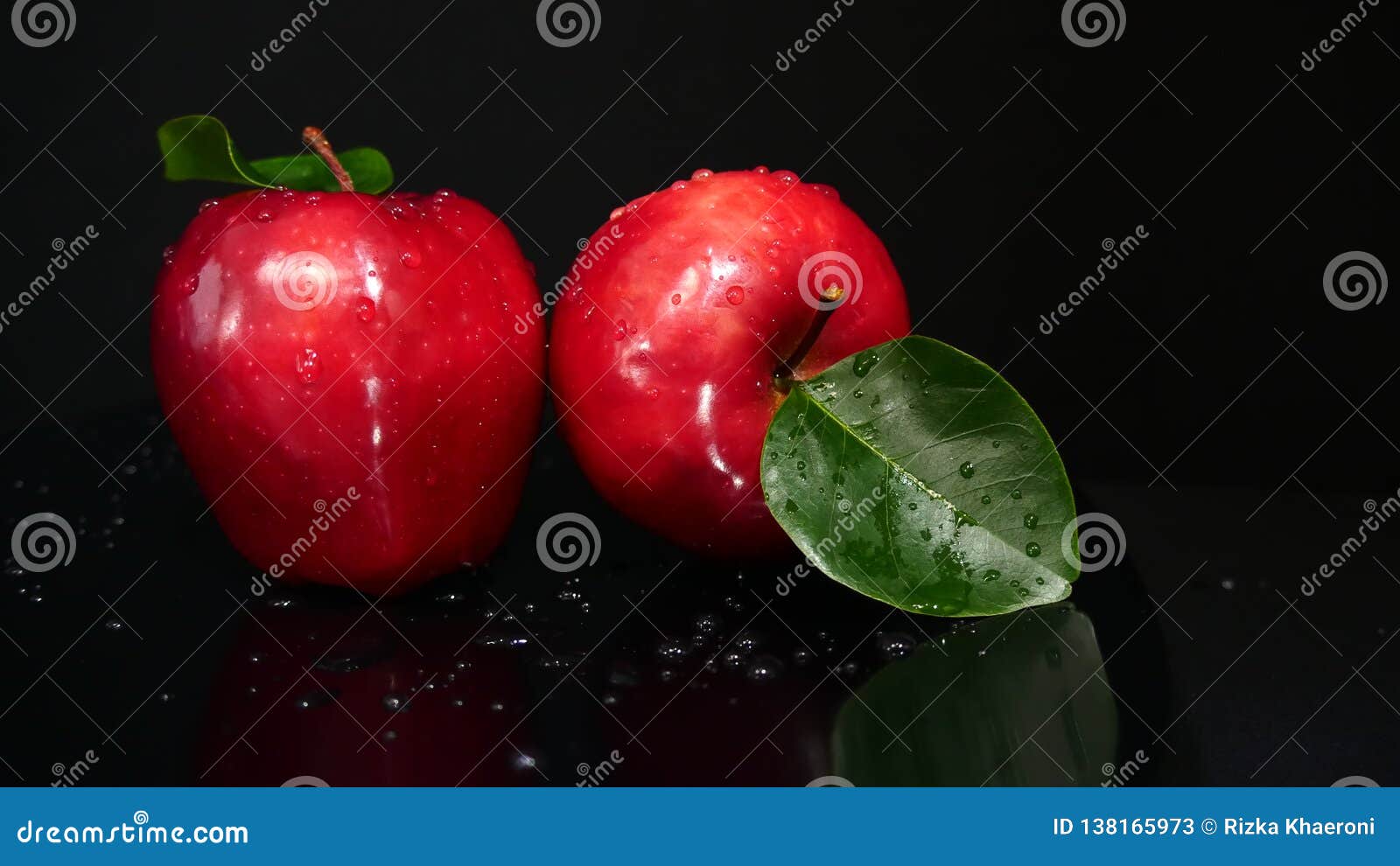 Photoshoot of fresh apple stock image. Image of fruity 138165973