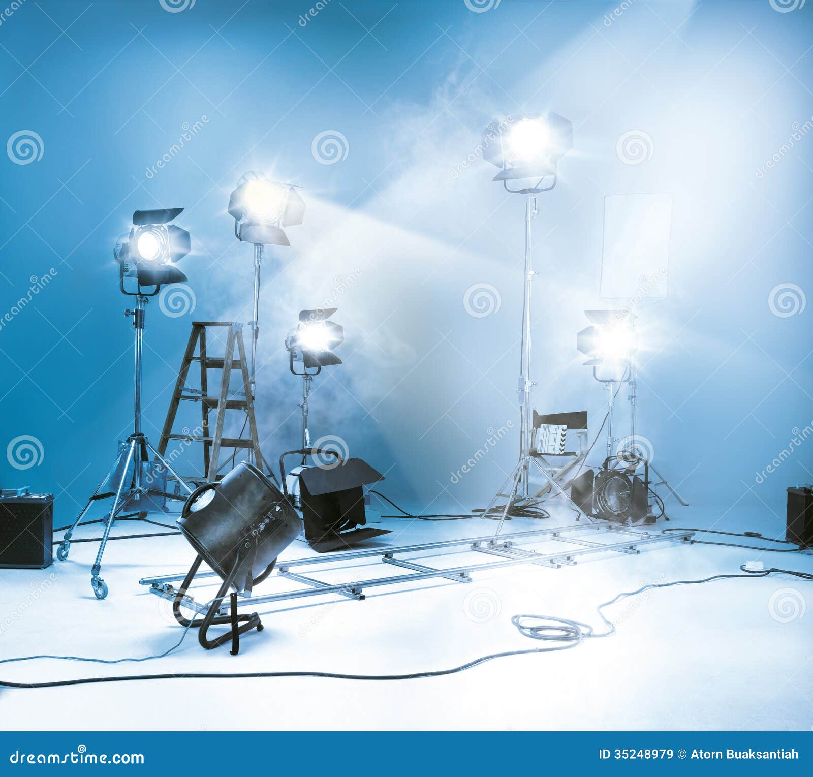 Photostudio with Lighting Equipment Stock Image Image of halogen