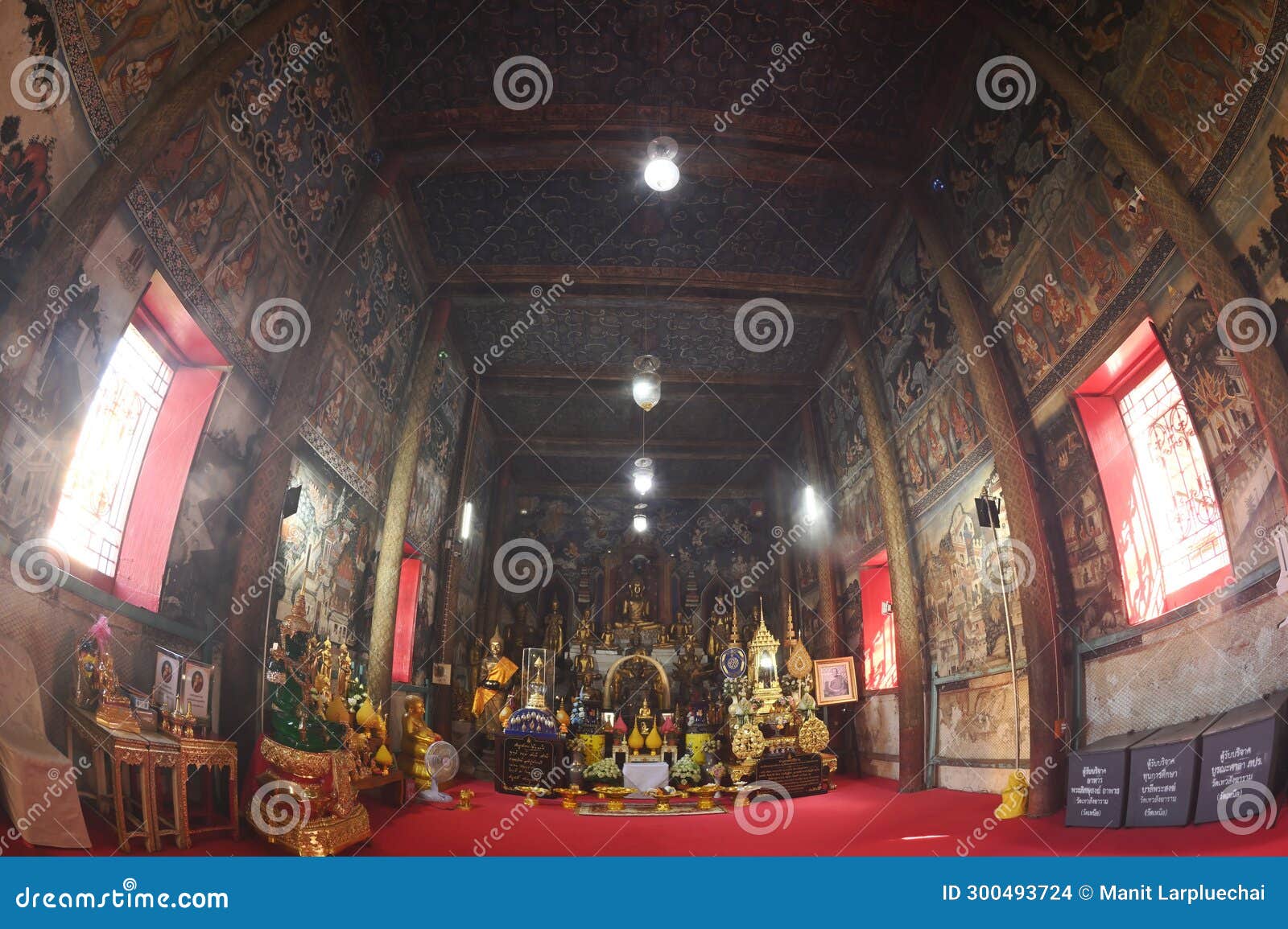 phraphuththsuthi mongkol is the main buddha image in the wat thewa sangkharam