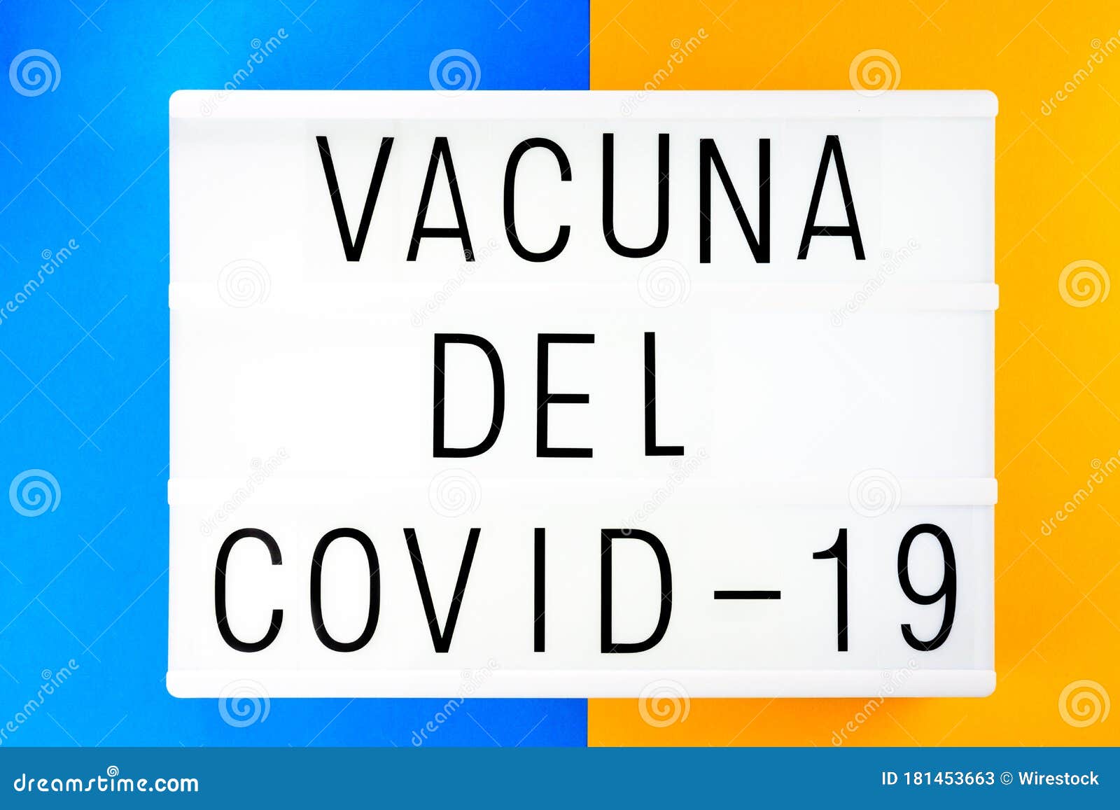 phrase covid-19 vaccine written in spanish, vacuna del covid-19