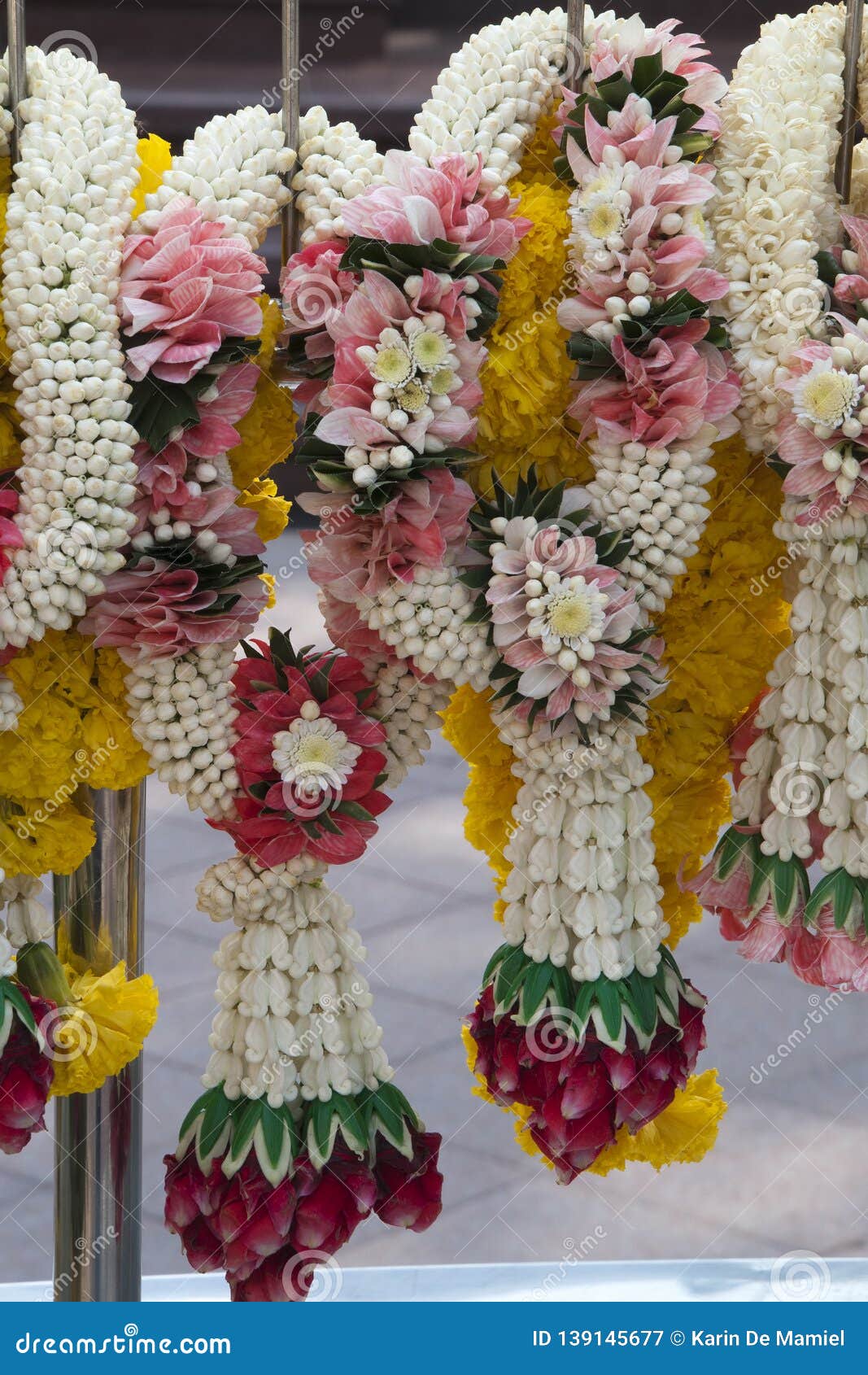Phuang Malai Floral Garlands Stock Image - Image of floral, buddhist:  139145677