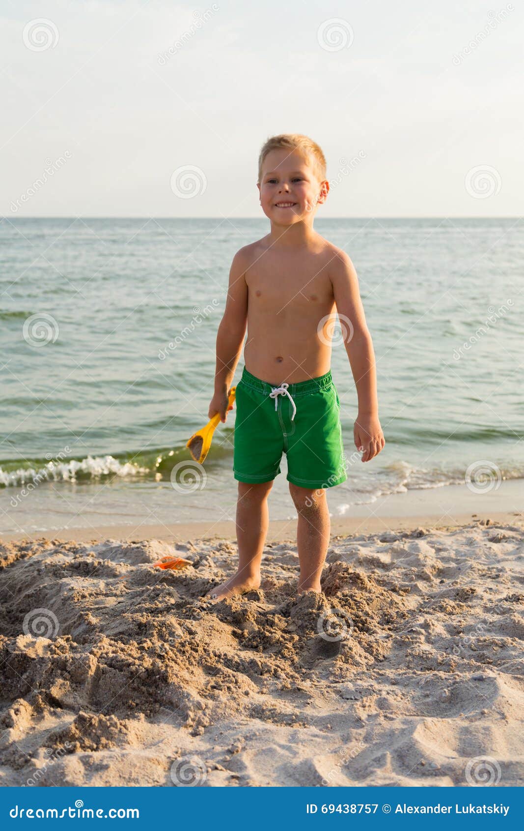 порно маленькие мальчики пляж фото 44