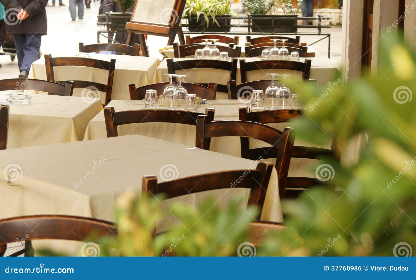 Piccolo ristorante fotografia stock. Immagine di turismo 37760986