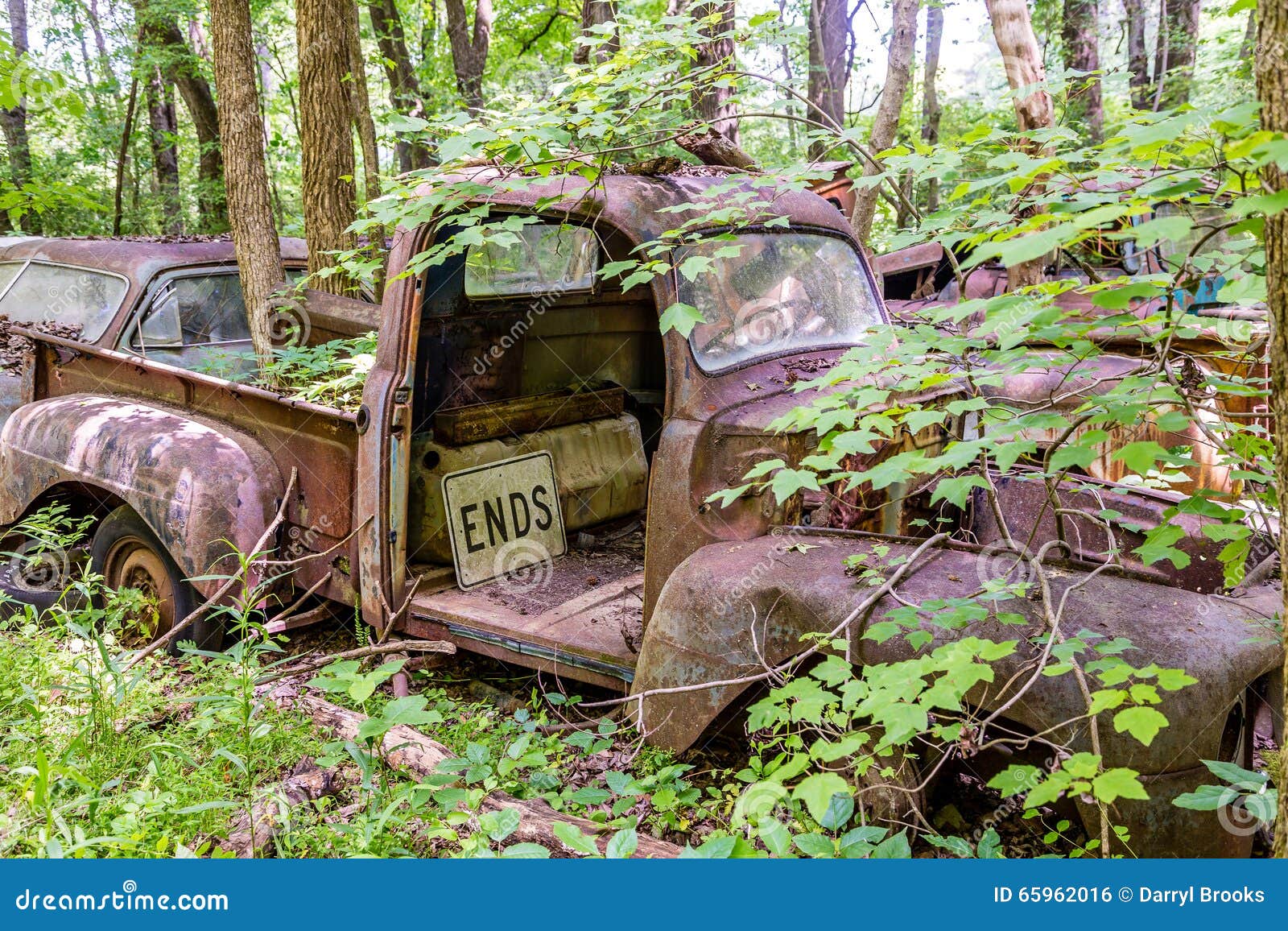 Pickup Truck with Ends Sign Stock Photo - Image of metal, rustic: 65962016