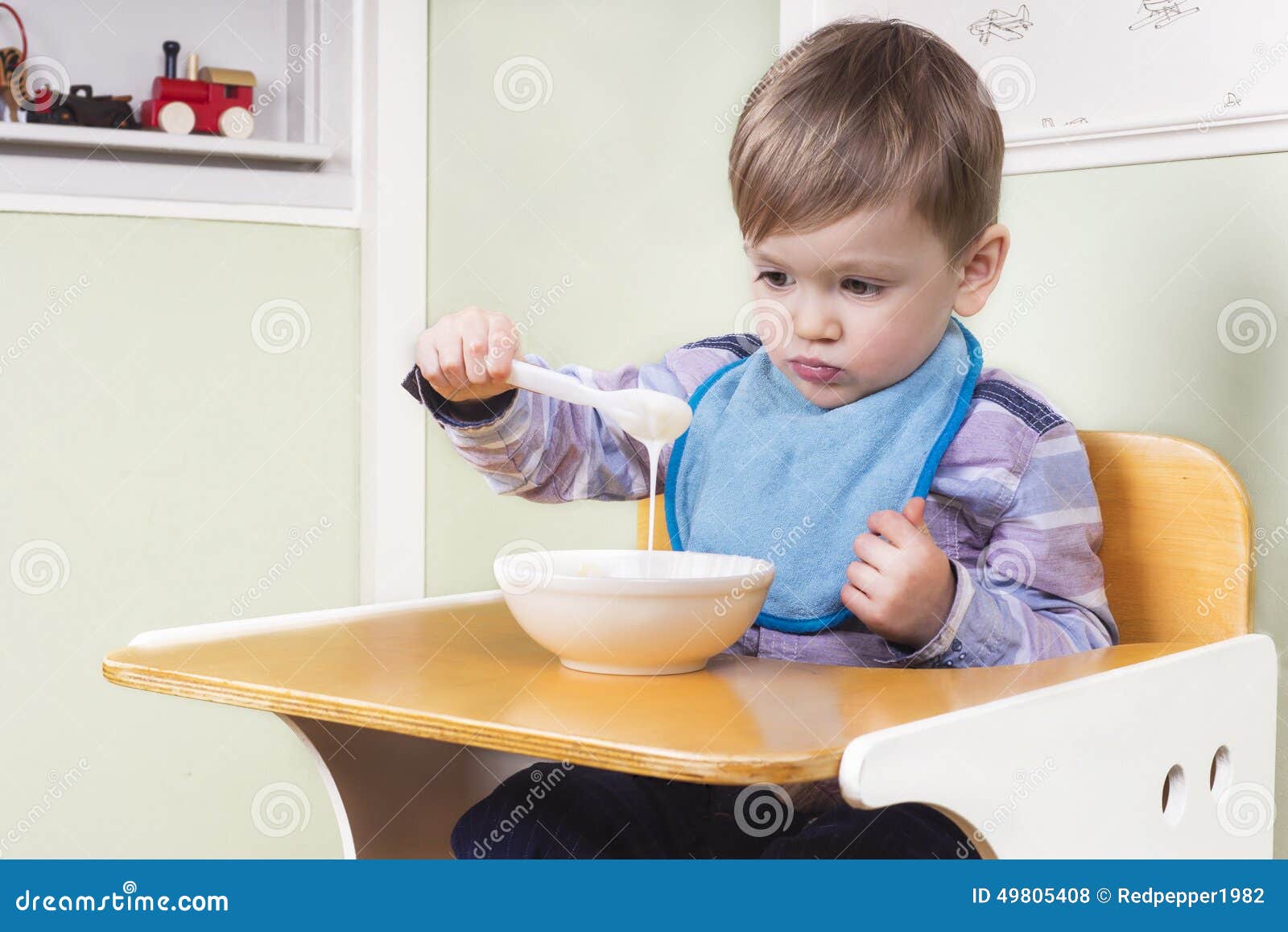 Hungry teacher. Ребёнок Малоежка картину фото. Едок фото для детей.