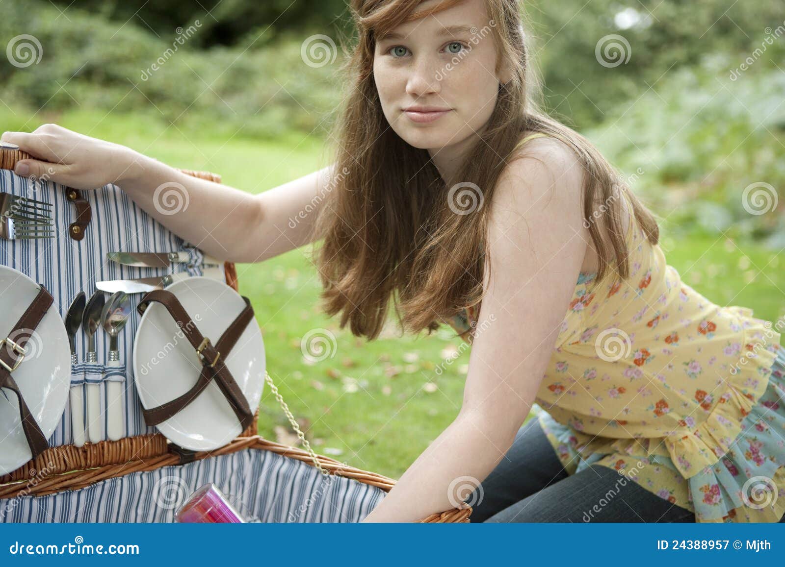 Picnic Girl Opening Basket. Stock Image Image of female, close 24388957