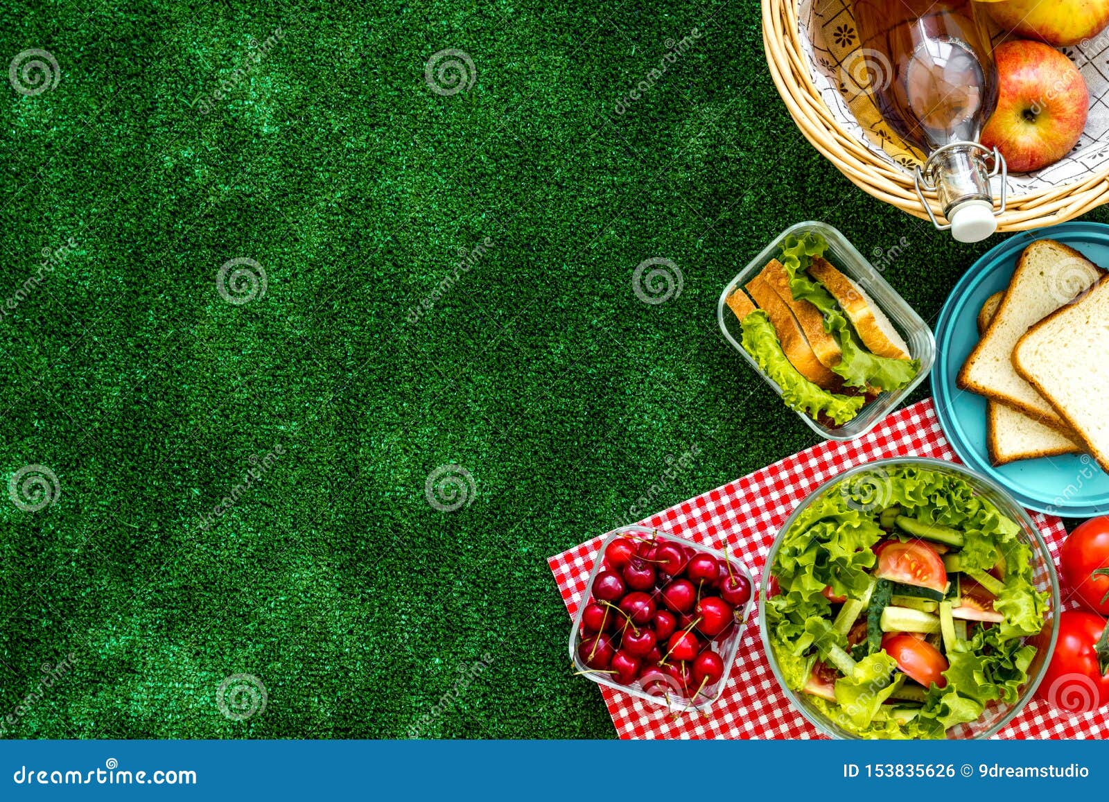 Download 4 234 Mockup Salad Photos Free Royalty Free Stock Photos From Dreamstime