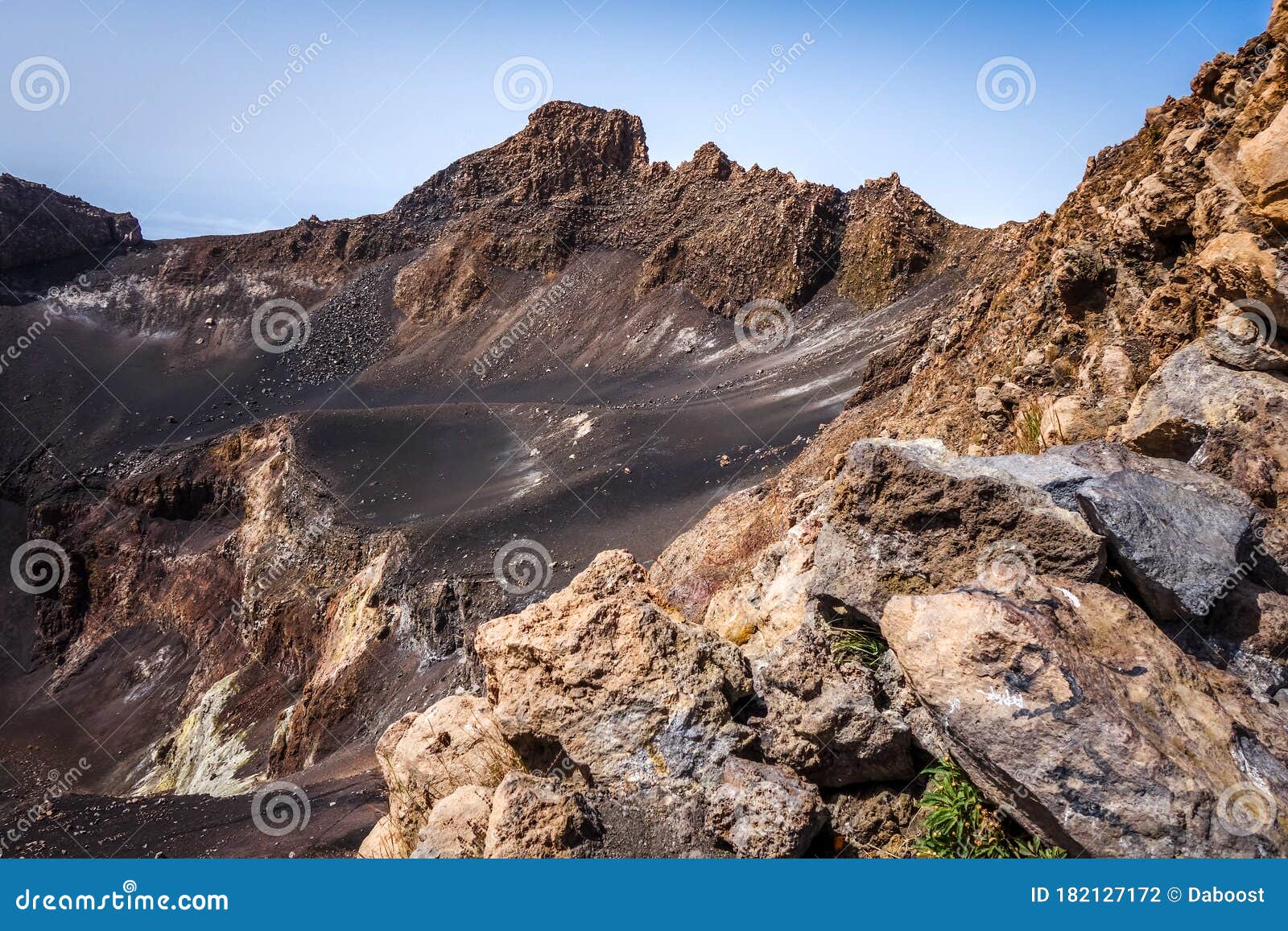 pico do fogo crater, cha das caldeiras, cape verde