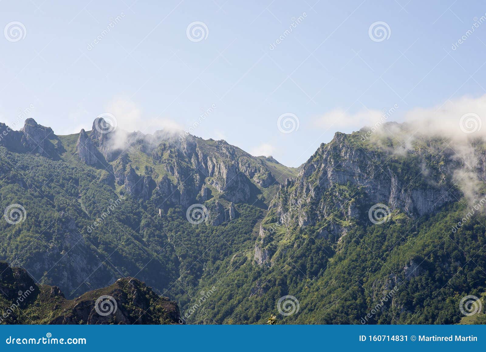 the picos de europa is a mountain massif located in northern spain that belongs to the central part of the cantabrian mountain