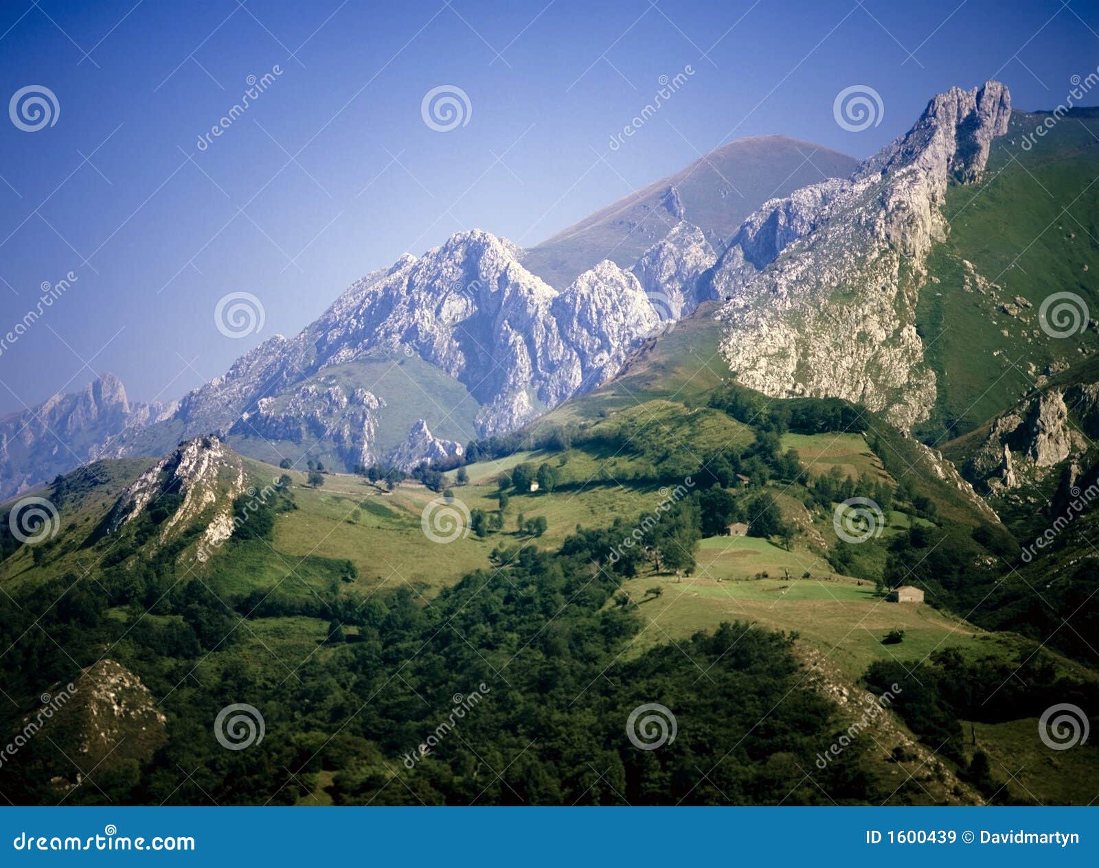 picos de europa mountains