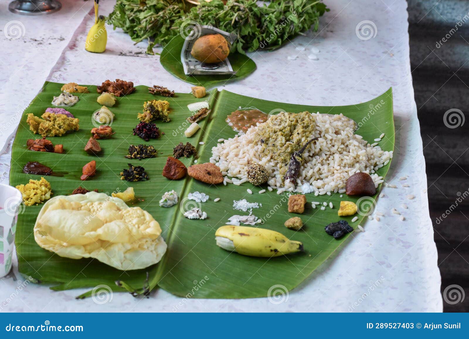 aaranmula valla sadhya, one of the biggest vegetarian feast in india