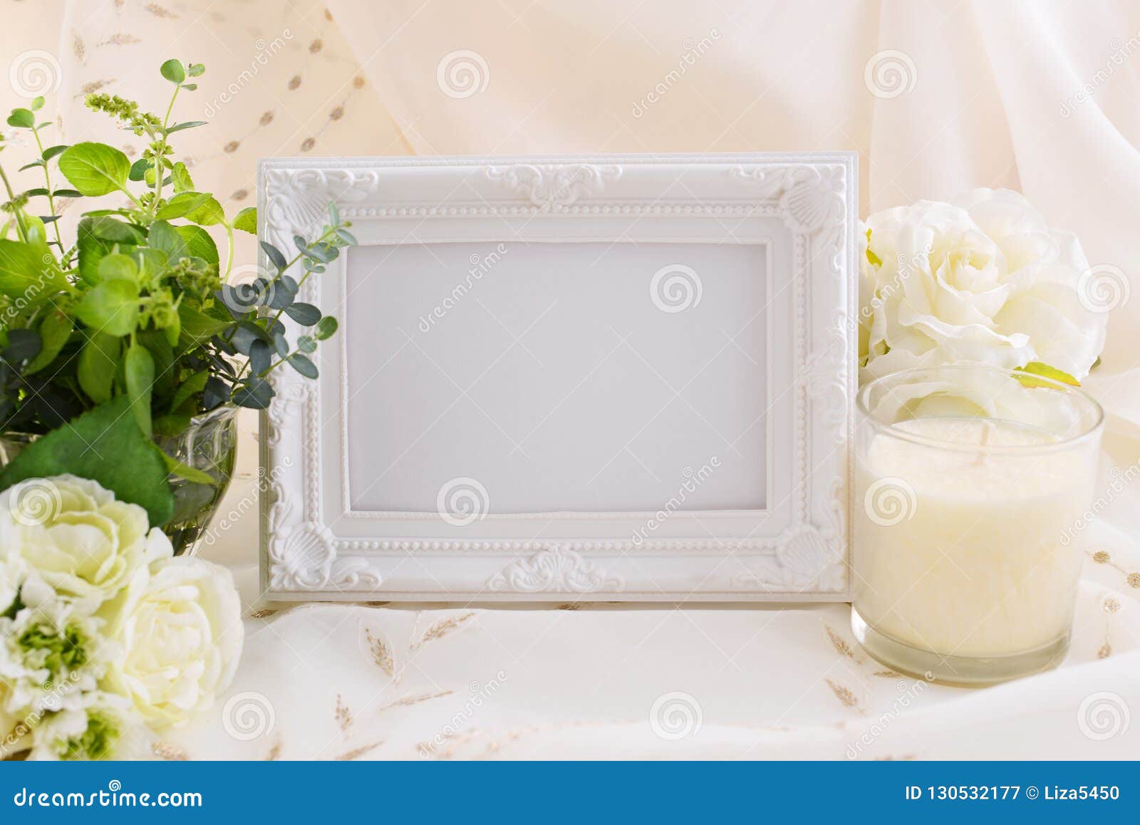 Picture frame and flower stock image. Image of drawing 130532177