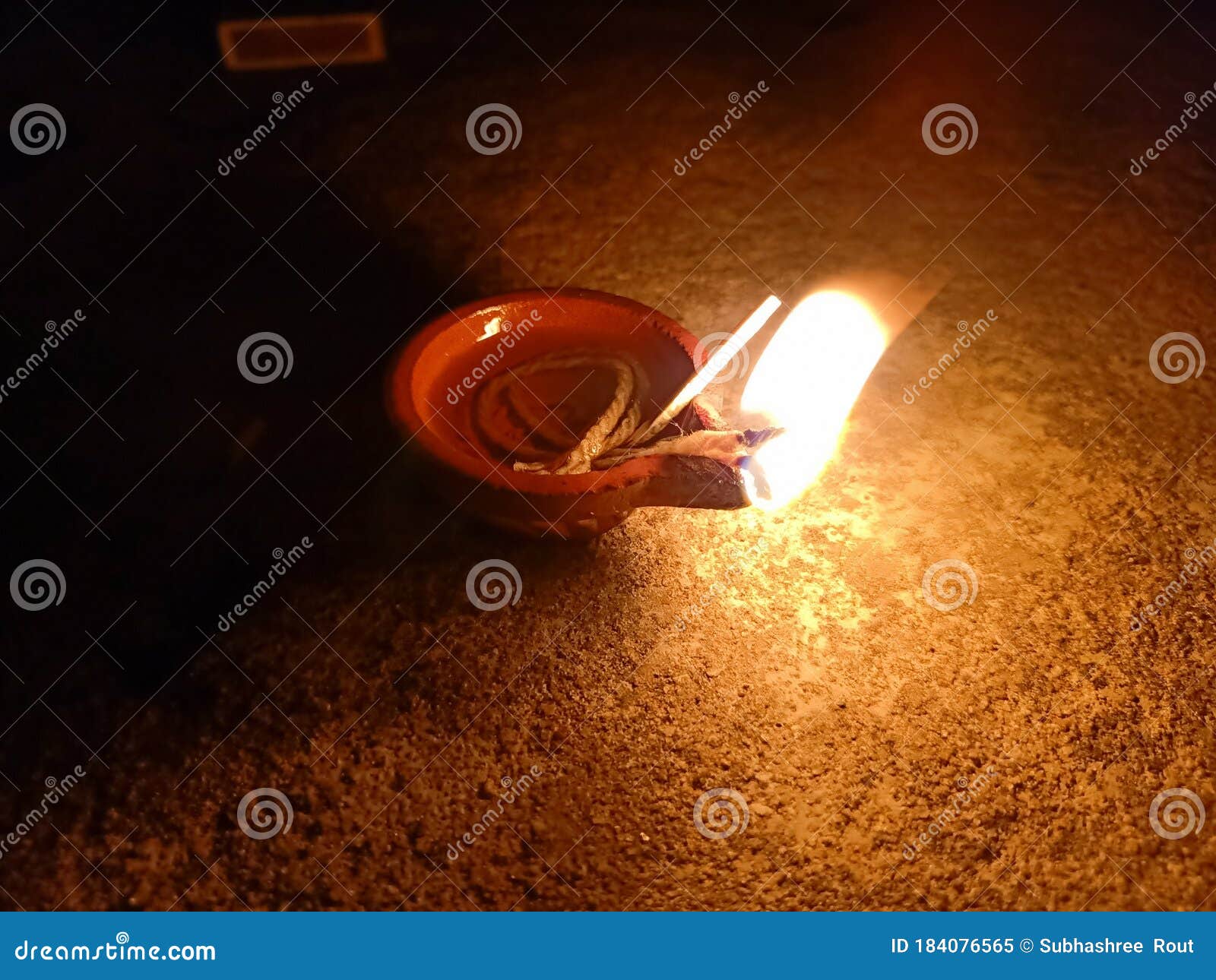 picture of lamp wick when worshiping god