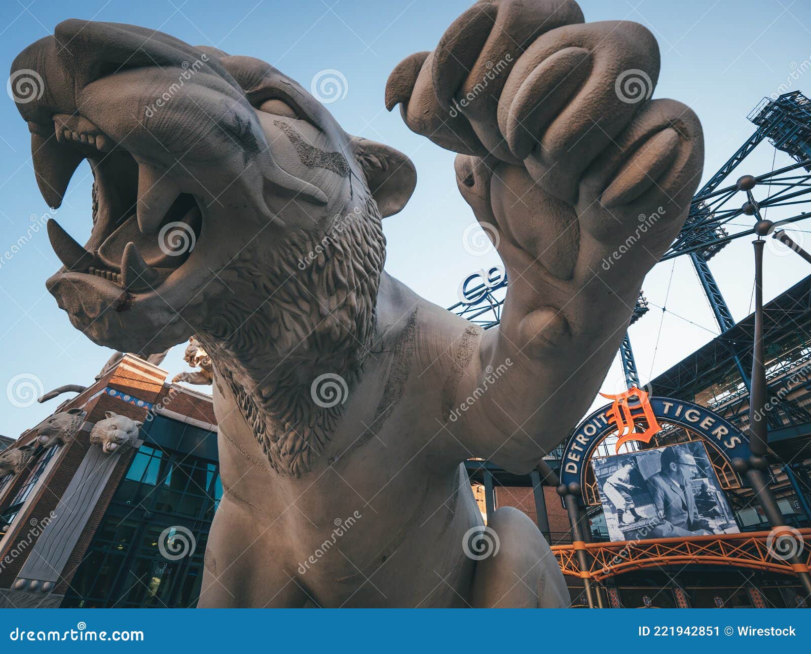 Comerica Park Tiger Statue editorial photo. Image of park - 221942851
