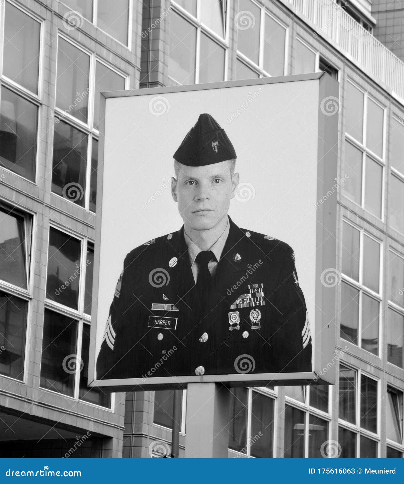 Picture of USA Soldier at the Former East West Berlin Border