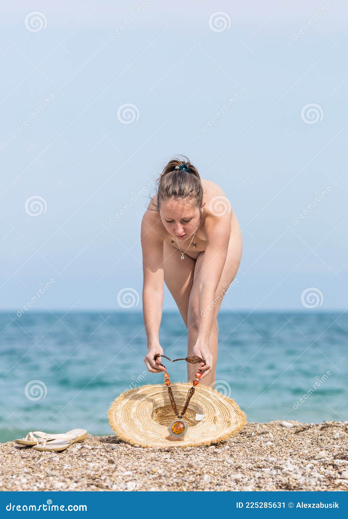 Pictures Of Naked Women On Beach