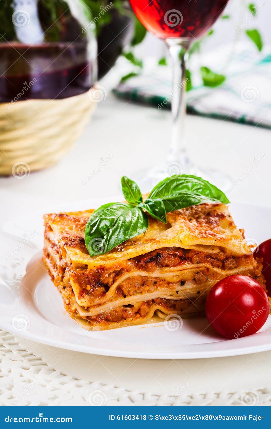 What wine goes with lasagna?