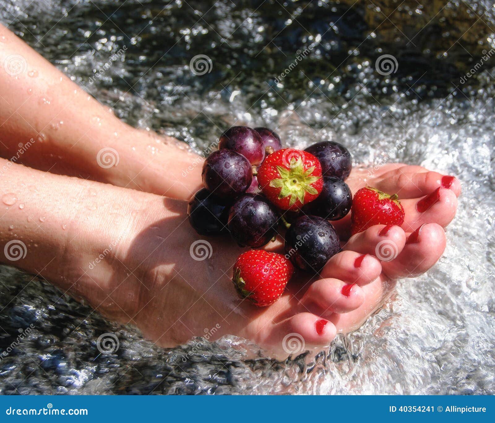 Piednourriture image stock. Image du raisin, beau, beauté 40354241