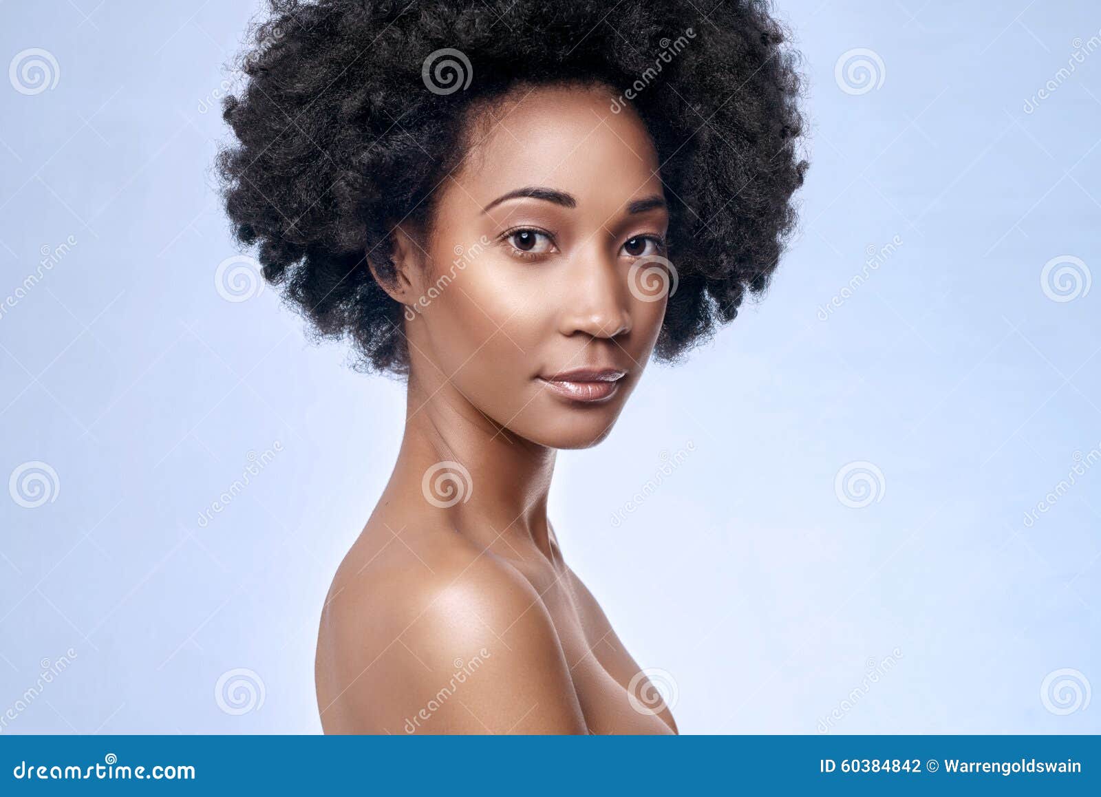 Piel Sin Defectos Modelo Negra Africana Foto de archivo - Imagen de  hermoso, feliz: 60384842