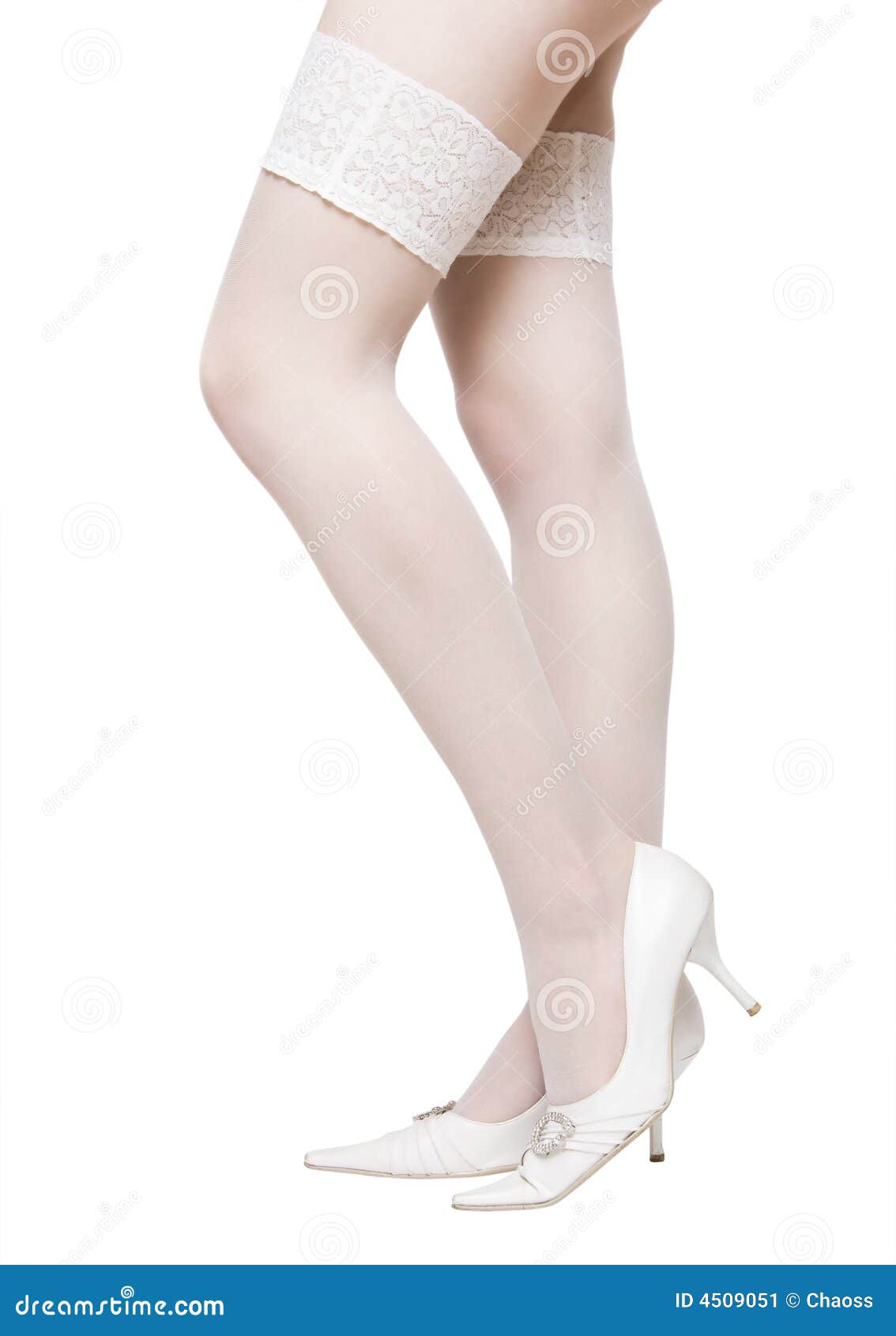Piernas Atractivas De La Mujer En Las Medias Blancas Imagen de archivo -  Imagen de sexual, limpio: 4509051