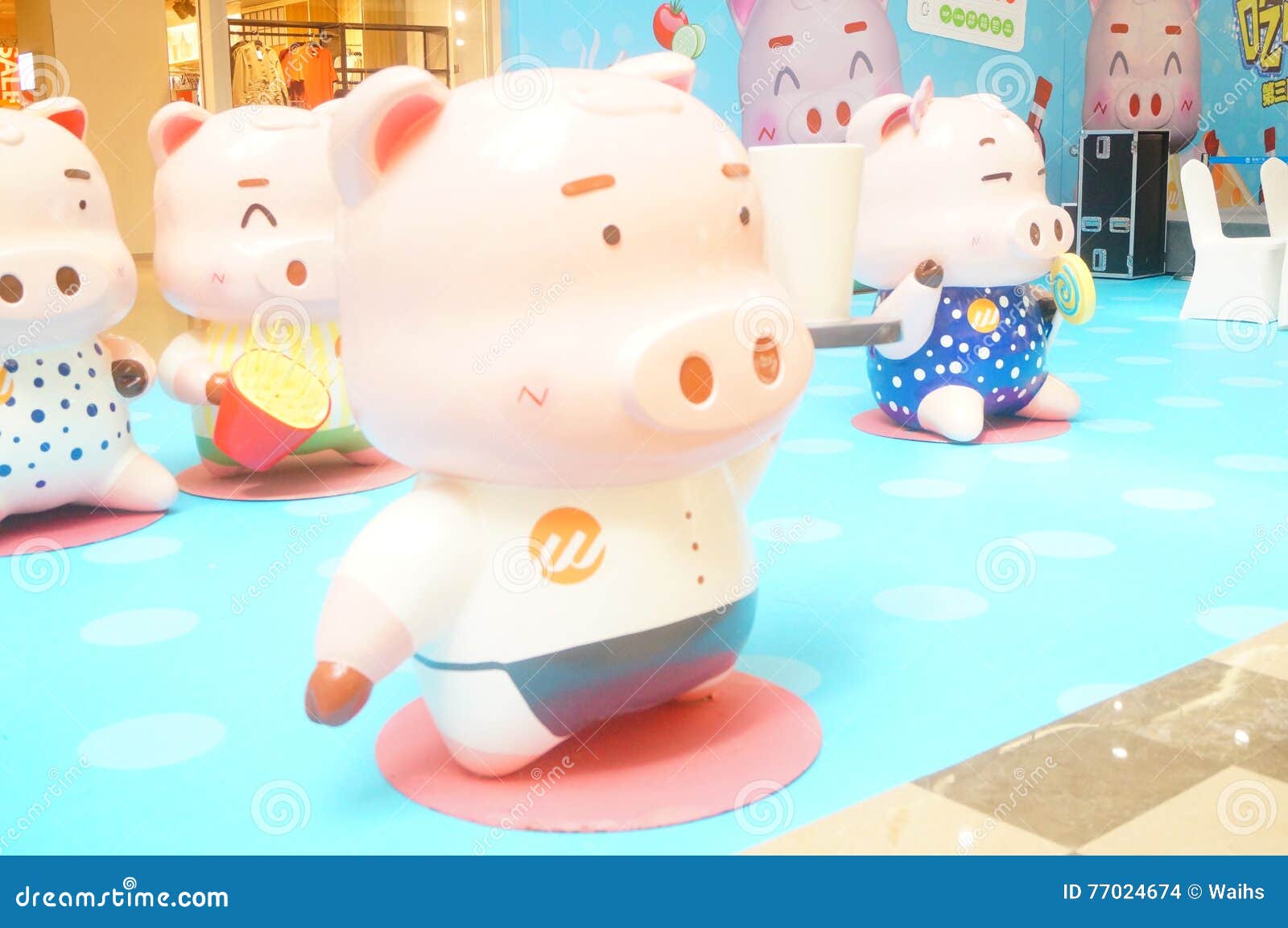 Pig statue editorial stock image. Image of asia, statue 77024674