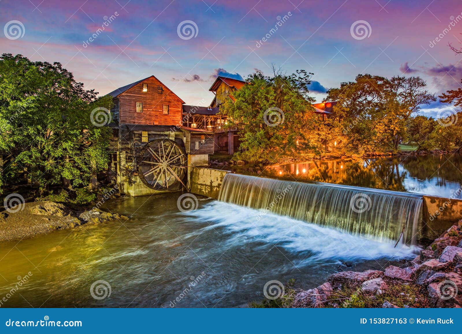 pigeon forge tennessee tn old mill