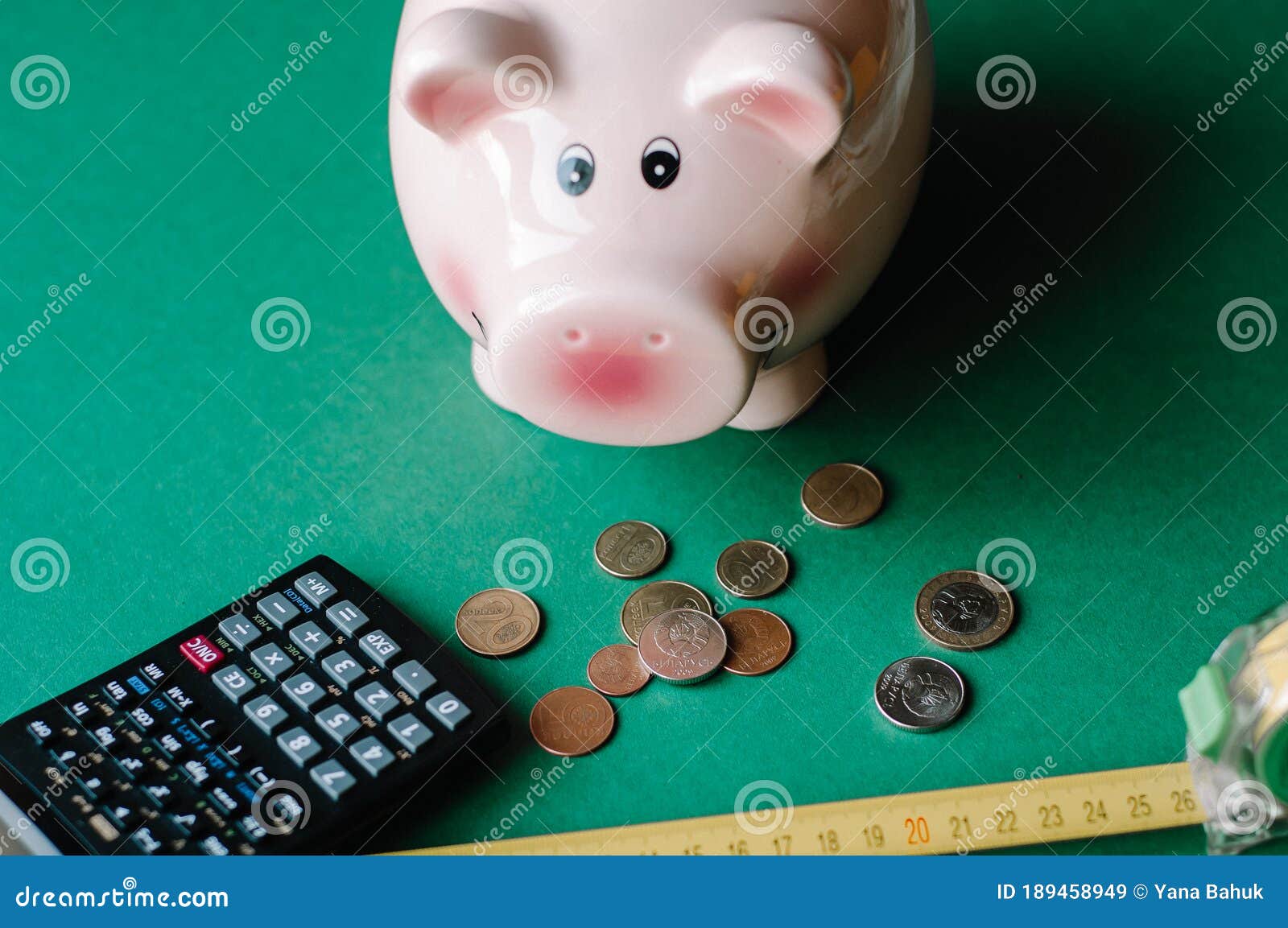 piggy bank with money, cute piggy bank on color background