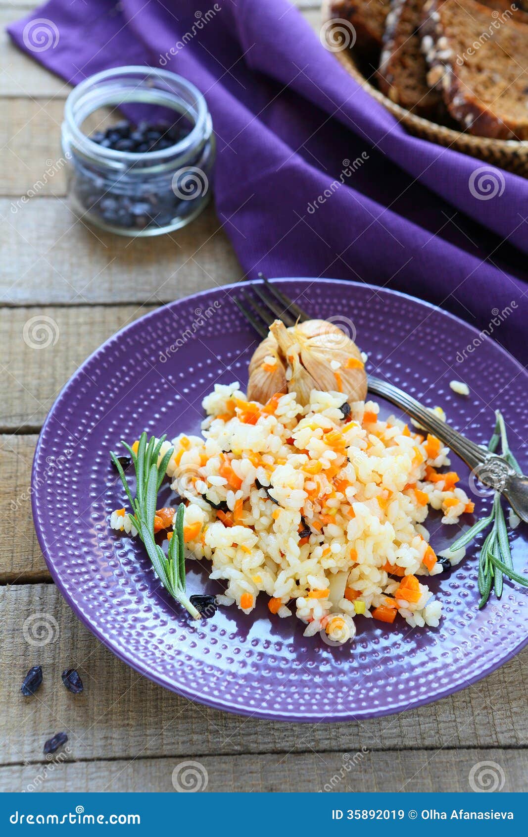 Pilaf with Carrots and Garlic Stock Image Image of meal, dining 35892019