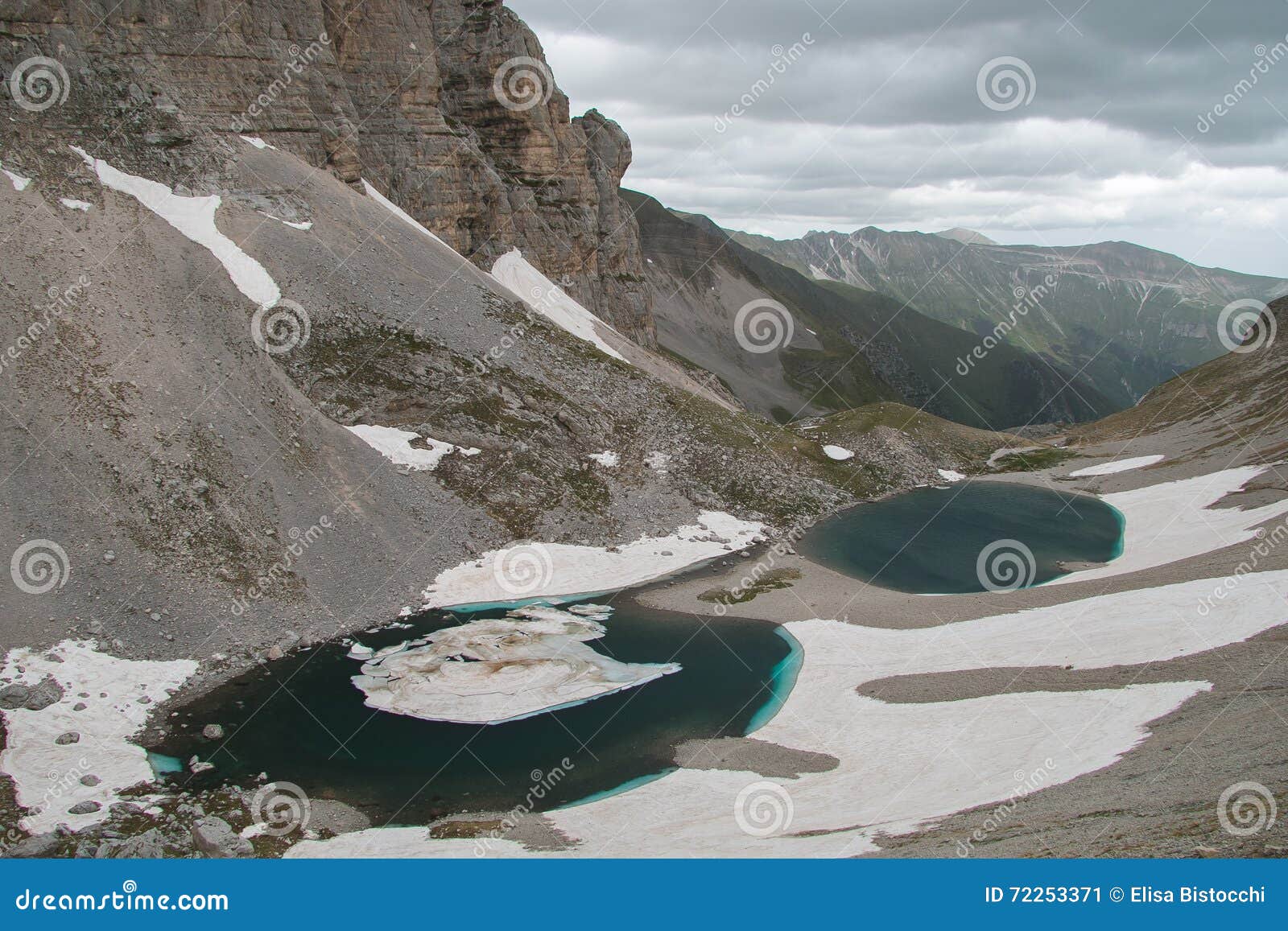 pilato lake (lago di pilato) on vettore mountain
