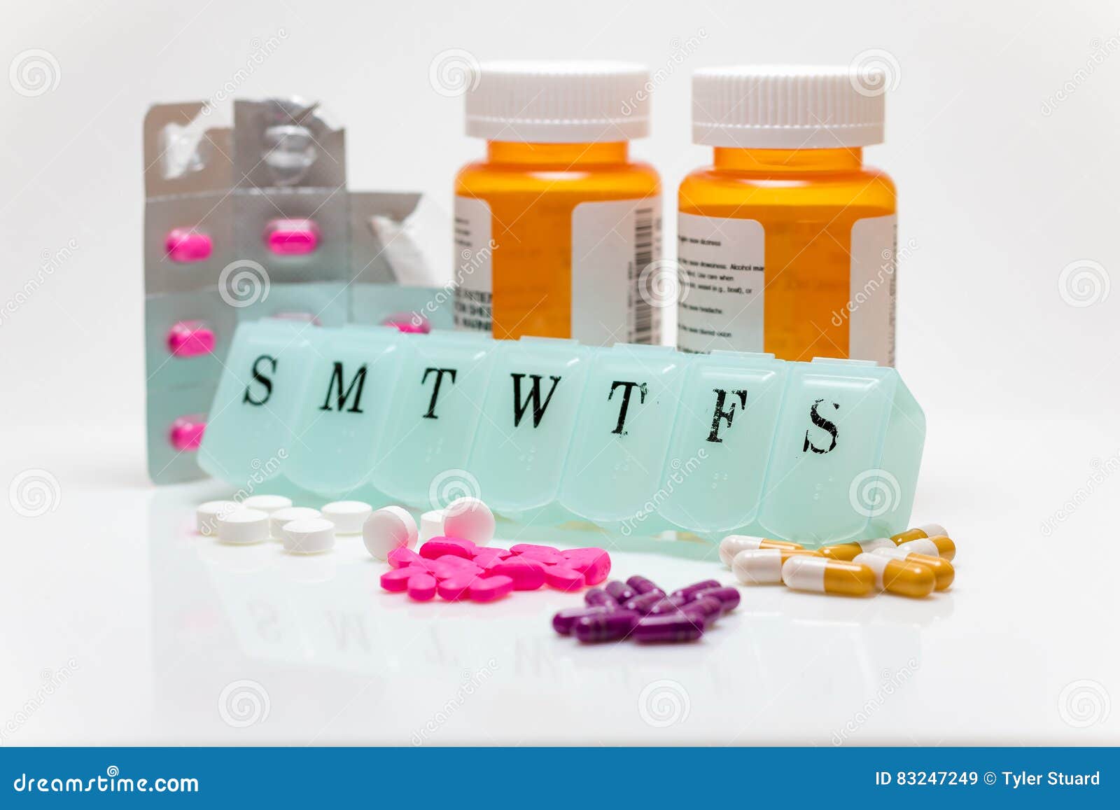 Pill Box, Pill Bottle, Pill Sleeve Stock Image - Image of pink, medication:  83247249