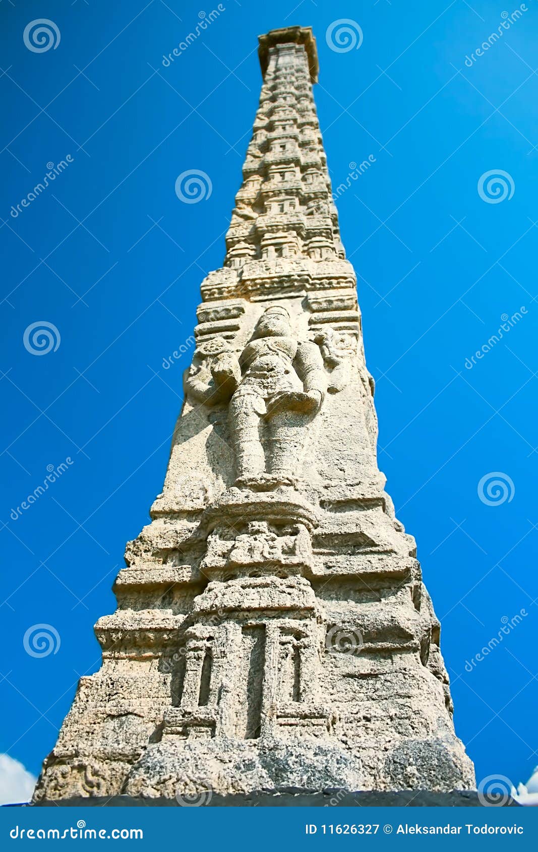pillar sculptures on beach in pondicherry
